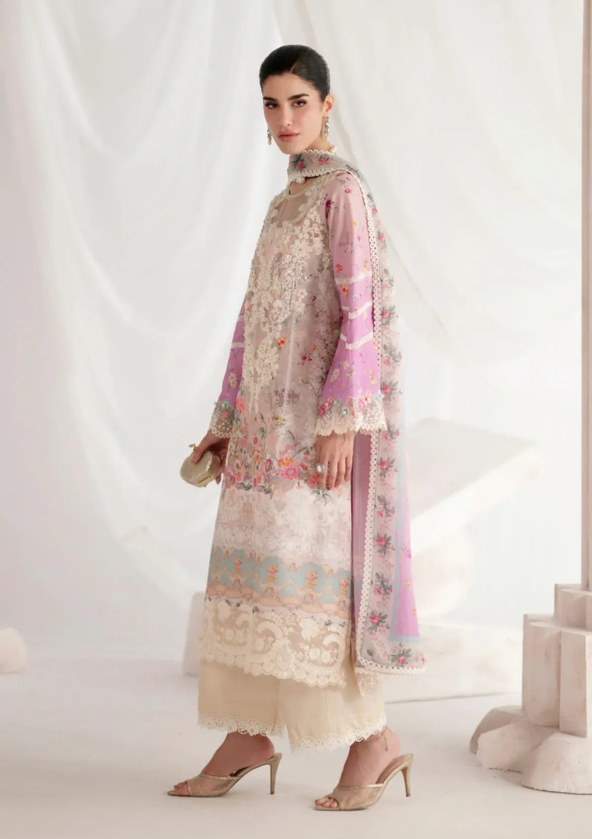 mohsin-saeed-fabrics-is-selling-online-and-in stores-Luxury-daily-wear-wedding-wear-formal-wear-in-budgeted-price-This-product-is-from-ajr-couture-garden-whispers-prints25-ajr-gw-08-ceyla-is-available-on-Mohsin-saeed-fabrics-website.