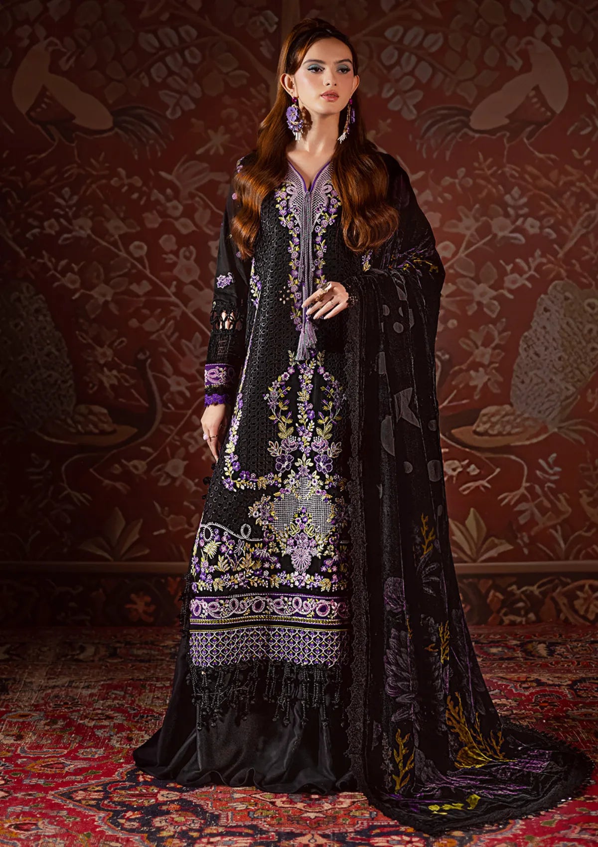 Mahnur Amelia Luxury Winter'25 CK-01