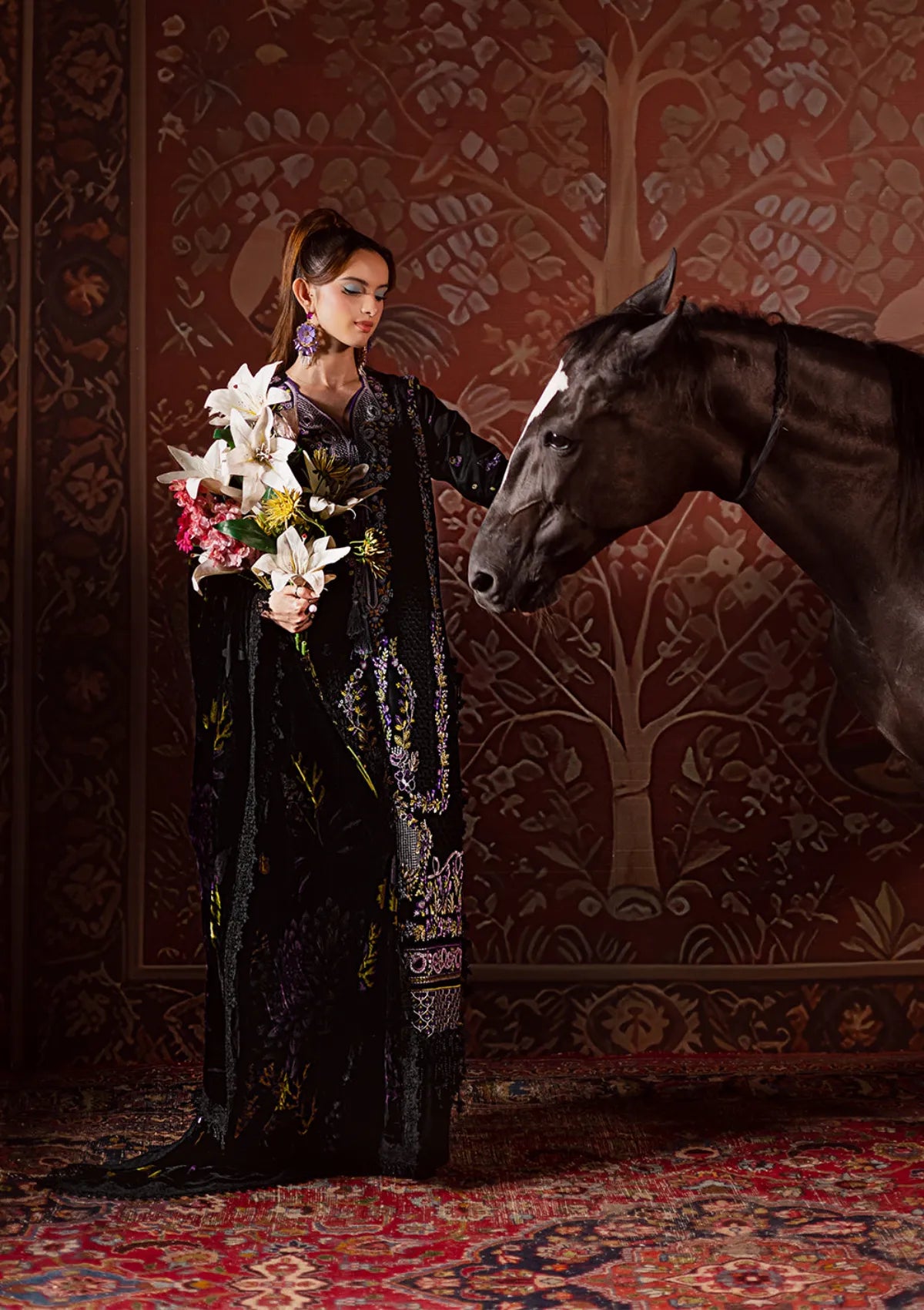 Mahnur Amelia Luxury Winter'25 CK-01