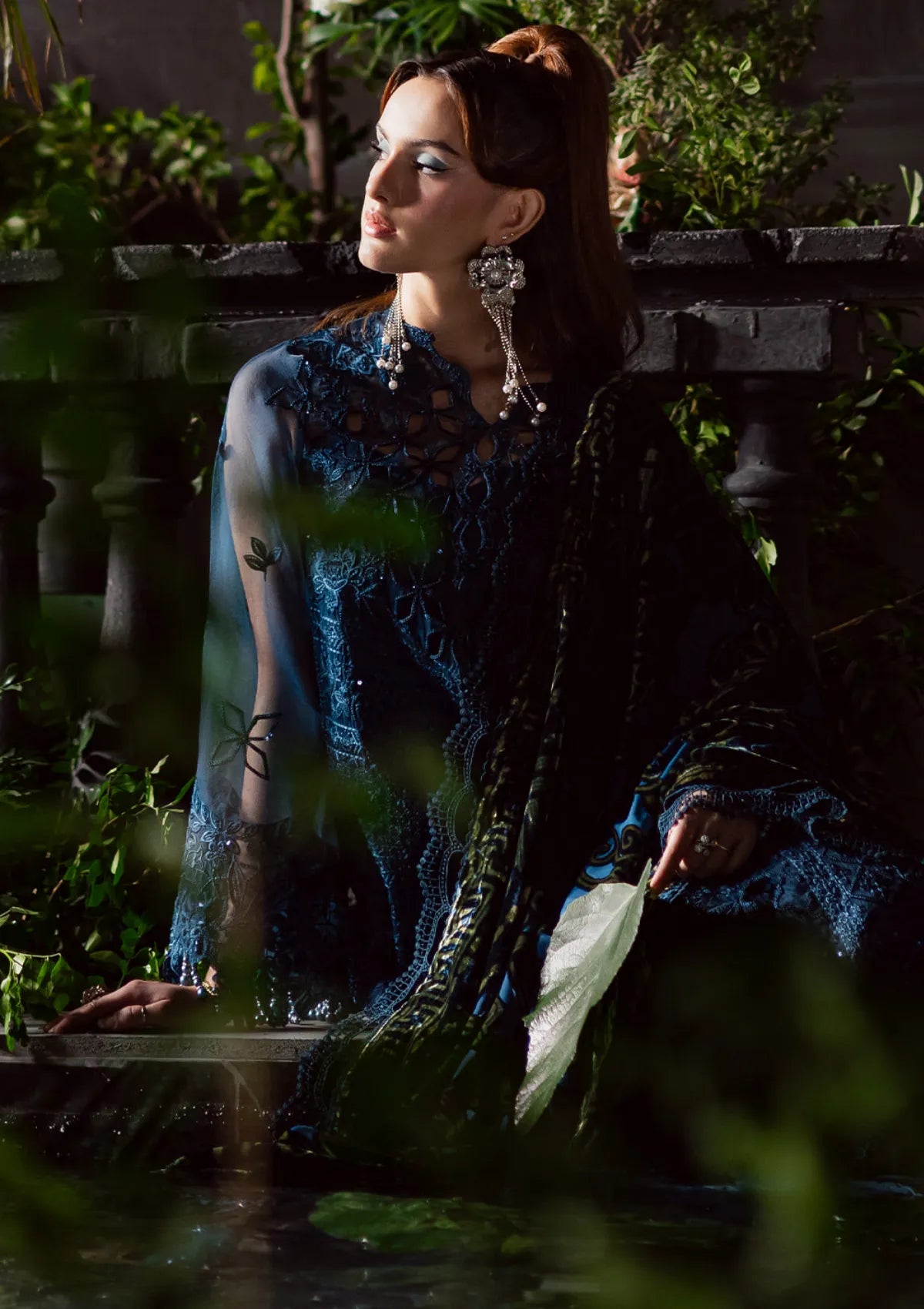 Mahnur Amelia Luxury Winter'25 CK-08