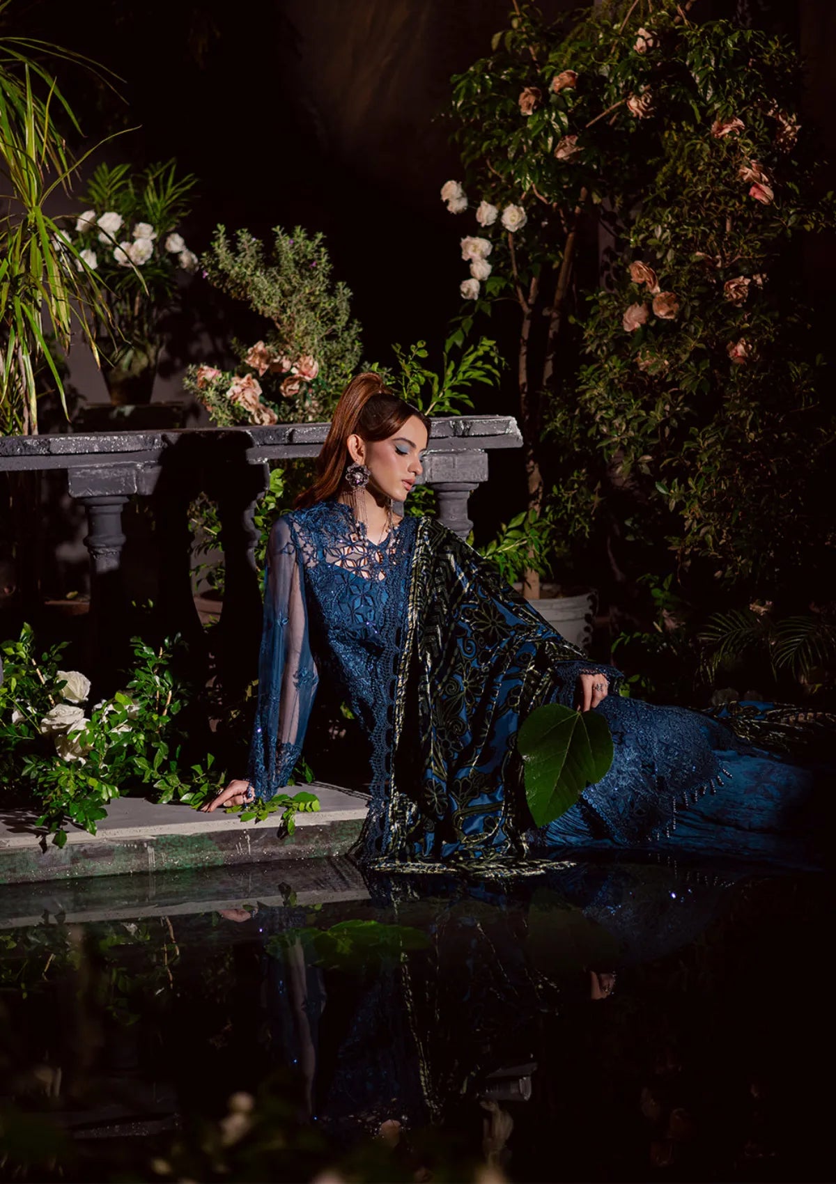 Mahnur Amelia Luxury Winter'25 CK-08