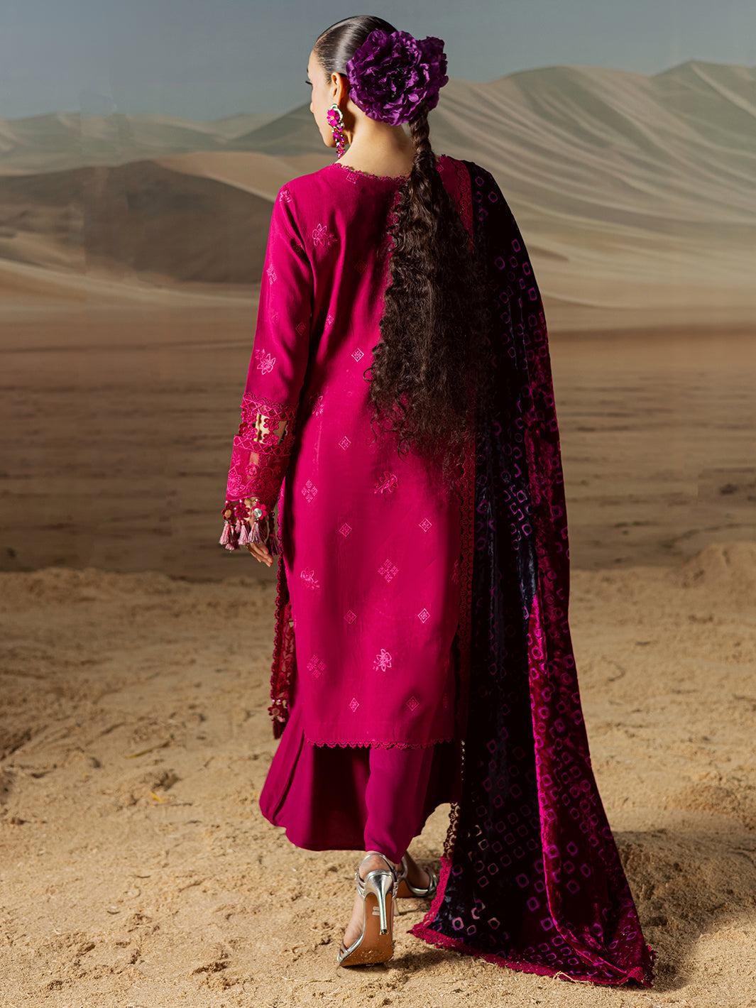 Mahnur Amelia Luxury Winter'25 CK-11