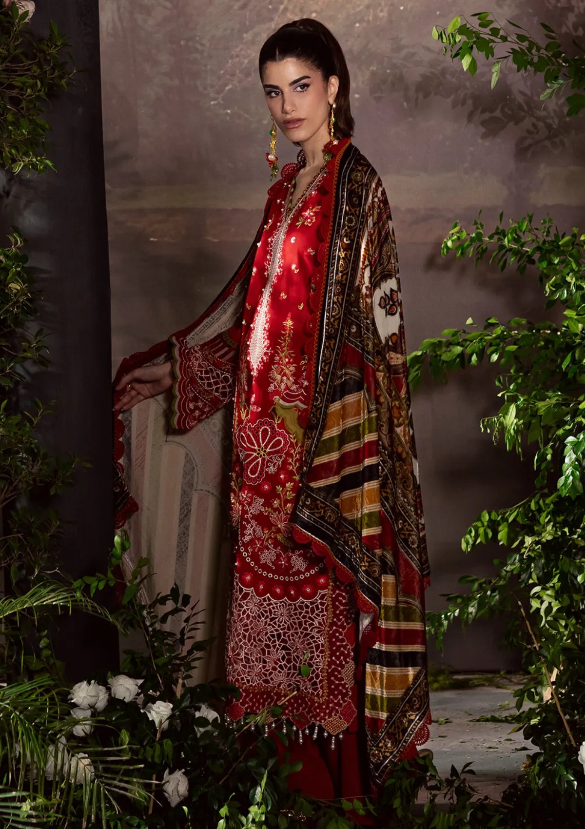 Mahnur Amelia Luxury Winter'25 CK-13