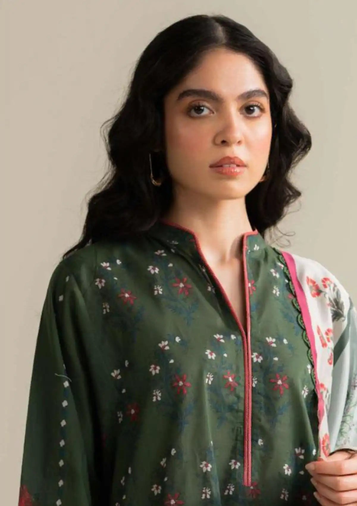 mohsin-saeed-fabrics-luxury-fashion-collection-daily-wear-wedding-and-formal-in-budget-This-product-is-from-coco-by-zara-shahjahan-prints-lawn25-vol-3-d-03a-tinsa-is-available-on-Mohsin-saeed-fabrics-website.