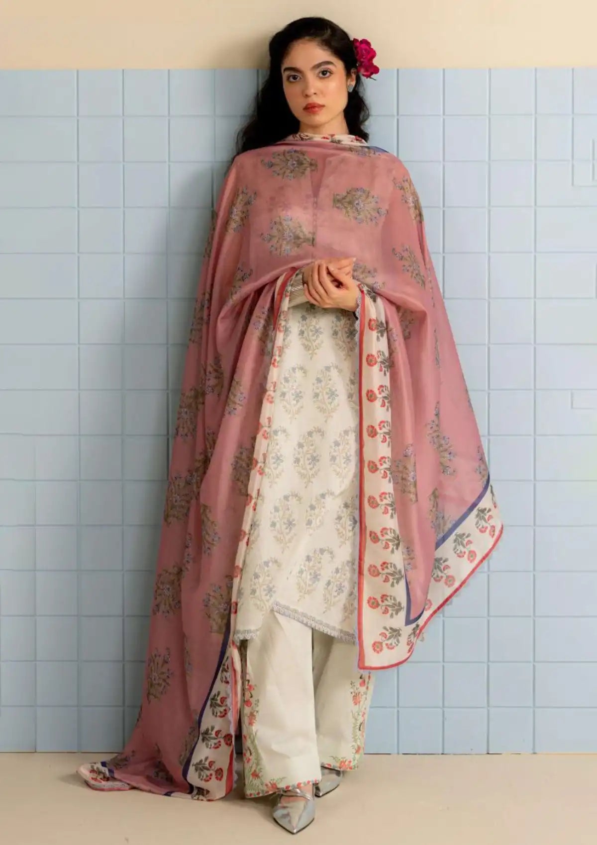 mohsin-saeed-fabrics-luxury-fashion-collection-daily-wear-wedding-and-formal-in-budget-This-product-is-from-coco-by-zara-shahjahan-prints-lawn25-vol-3-d-03b-tinsa-is-available-on-Mohsin-saeed-fabrics-website.