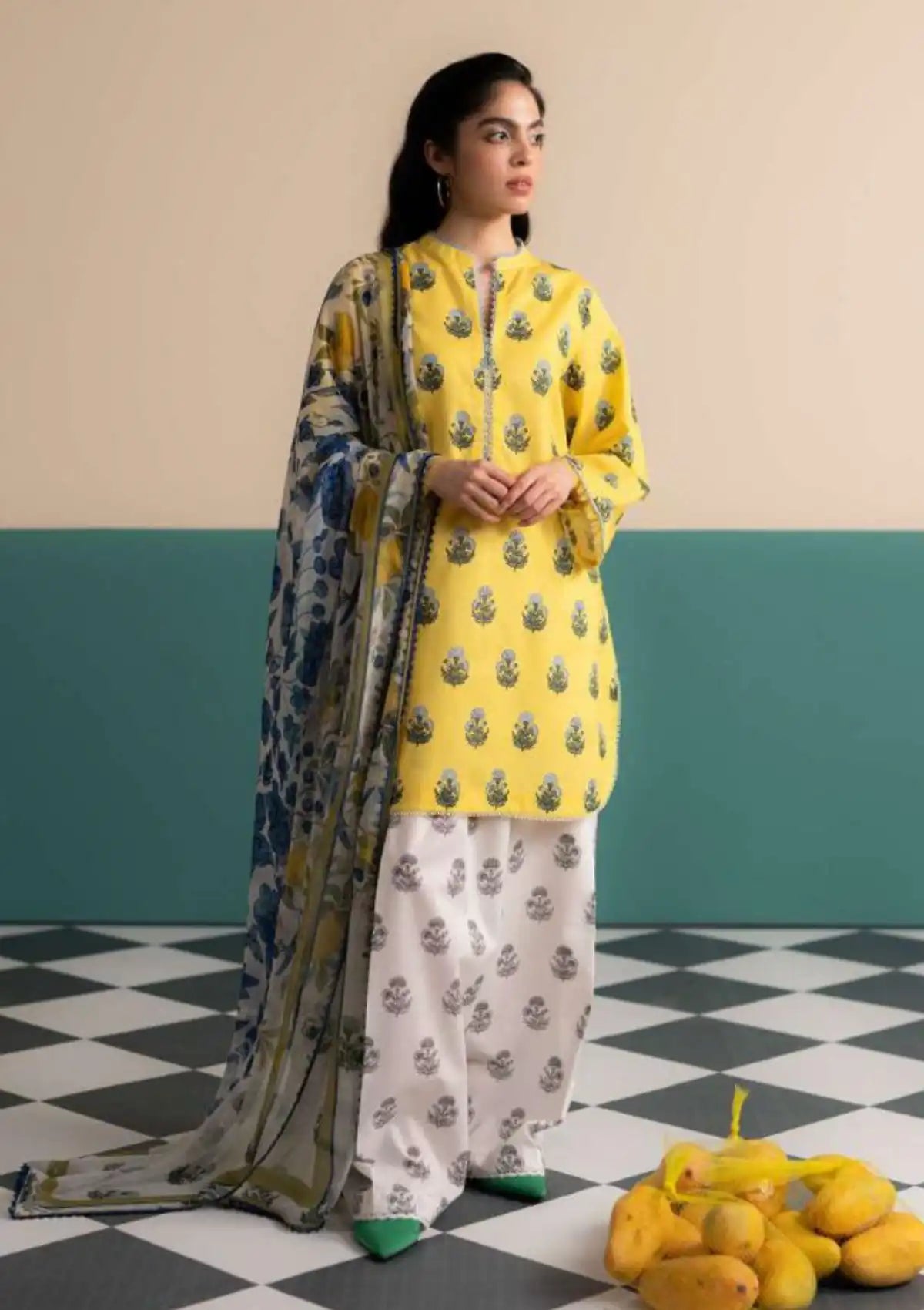 mohsin-saeed-fabrics-luxury-fashion-collection-daily-wear-wedding-and-formal-in-budget-This-product-is-from-coco-by-zara-shahjahan-prints-lawn25-vol-3-d-04a-zofi-is-available-on-Mohsin-saeed-fabrics-website.