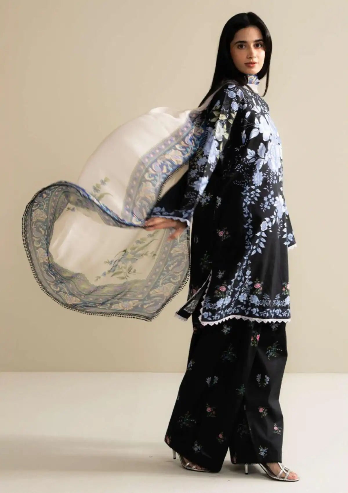 mohsin-saeed-fabrics-luxury-fashion-collection-daily-wear-wedding-and-formal-in-budget-This-product-is-from-coco-by-zara-shahjahan-prints-lawn25-vol-3-d-10b-emin-is-available-on-Mohsin-saeed-fabrics-website.