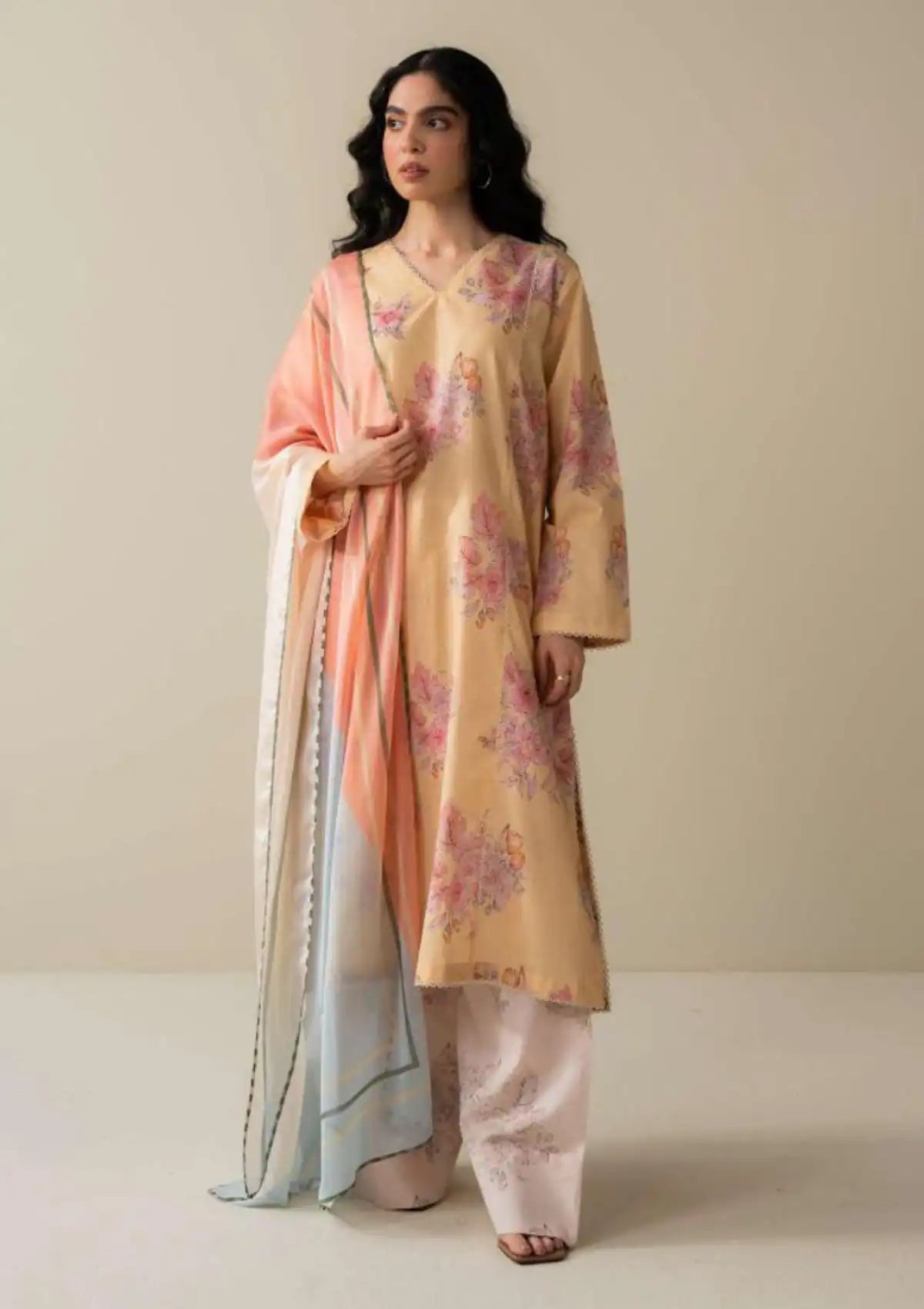 mohsin-saeed-fabrics-luxury-fashion-collection-daily-wear-wedding-and-formal-in-budget-This-product-is-from-coco-by-zara-shahjahan-prints-lawn25-vol-3-d-01b-ovela-is-available-on-Mohsin-saeed-fabrics-website.