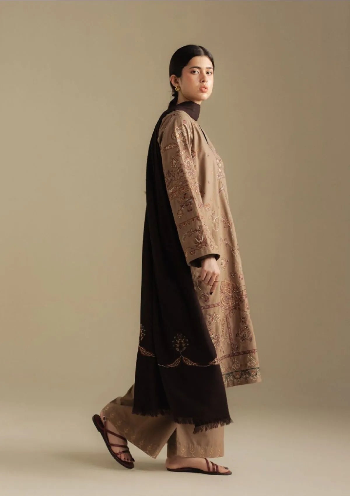 Coco By Zara Shahjahan Winter'25 D-06 B Bloom
