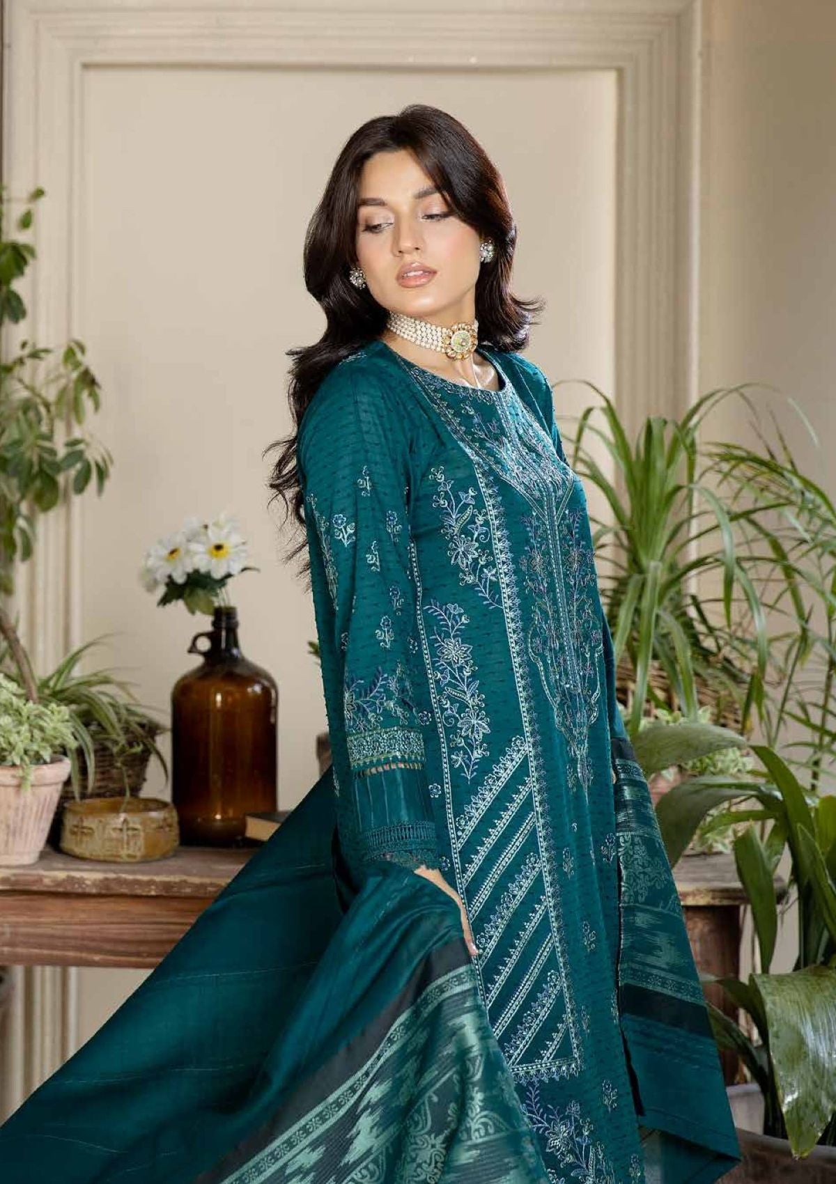 mohsin-saeed-fabrics-is-selling-online-and-in stores-Luxury-daily-wear-wedding-wear-formal-wear-in-budgeted-price-This-product-is-from-johra-crystal-emb-lawn25-jh-792-is-available-on-Mohsin-saeed-fabrics-website.