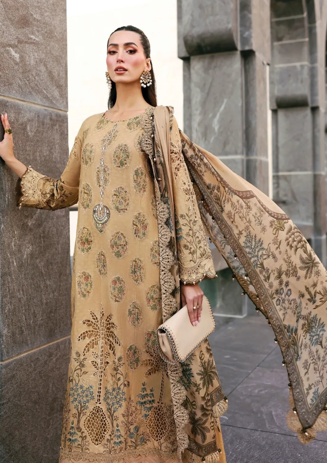 Maria B Luxury Lawn'26 D-05A