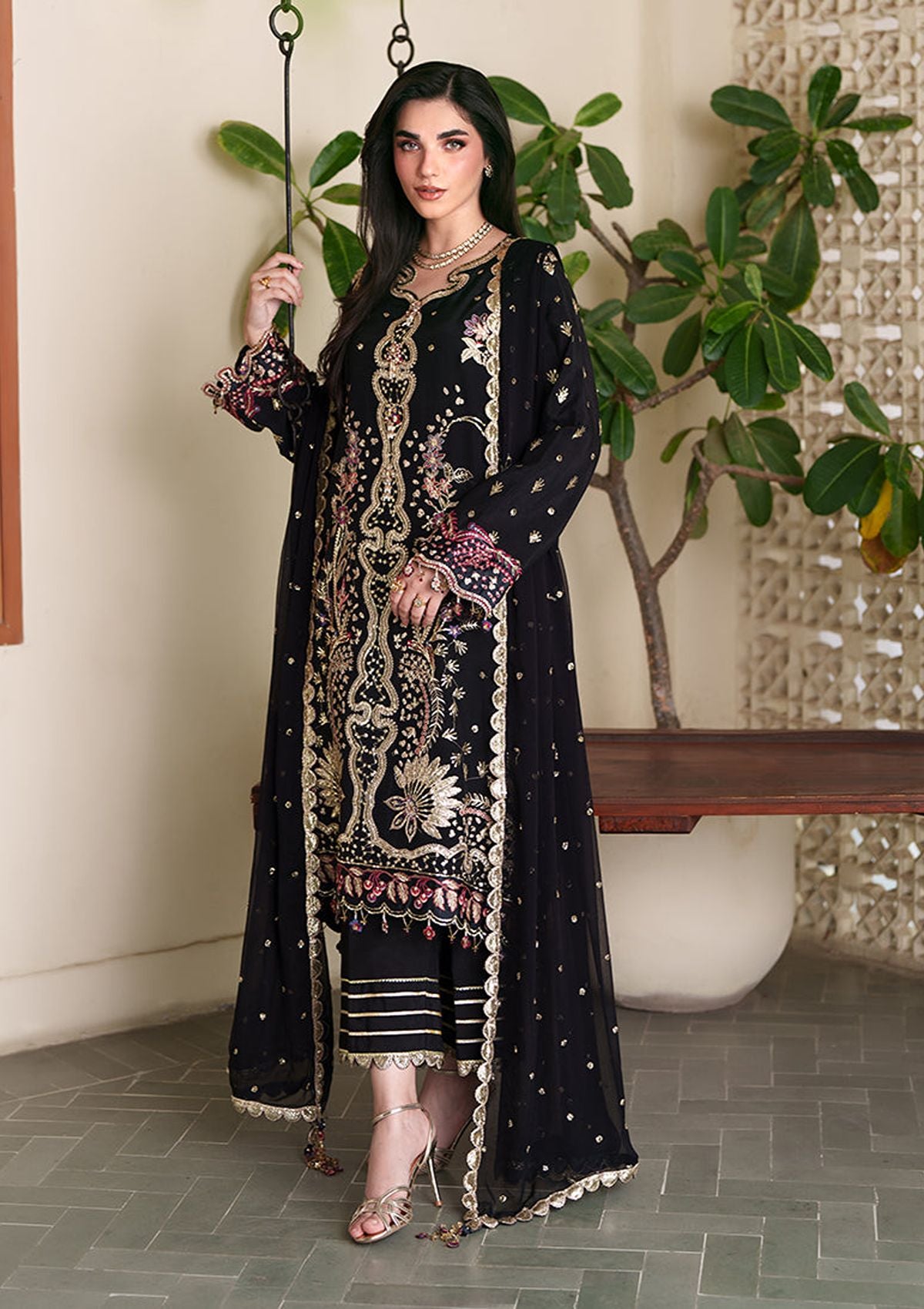 Roheenaz Mah-e-Noor Silk'26 D-07 Chandni