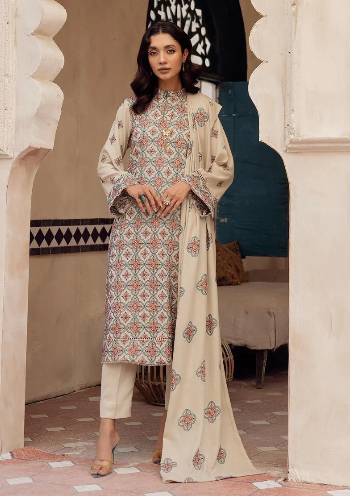 Chandni Emb Leather Peach'23 C-05 - Mohsin Saeed Fabrics