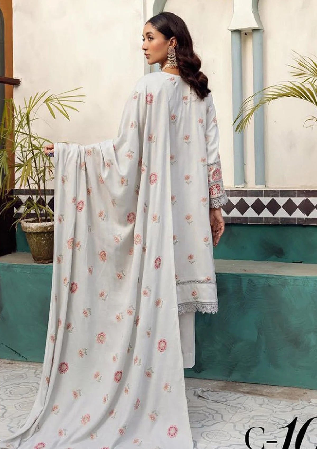 Chandni Emb Leather Peach'23 C-10 - Mohsin Saeed Fabrics