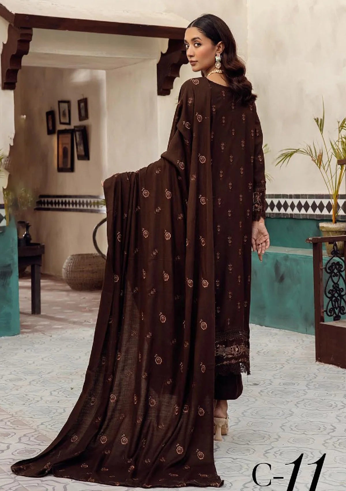 Chandni Emb Leather Peach'23 C-11 - Mohsin Saeed Fabrics