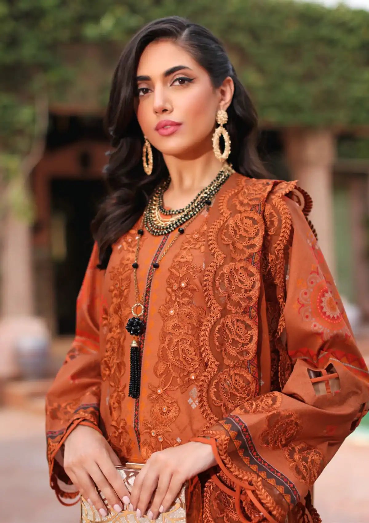 mohsin-saeed-fabrics-affordable-luxury-outfits-for-daily-formal-and-wedding-wear-This-product-is-from-charizma-combination-emb-lawn25-vol-04-ccs4-25-is-available-on-Mohsin-saeed-fabrics-website.