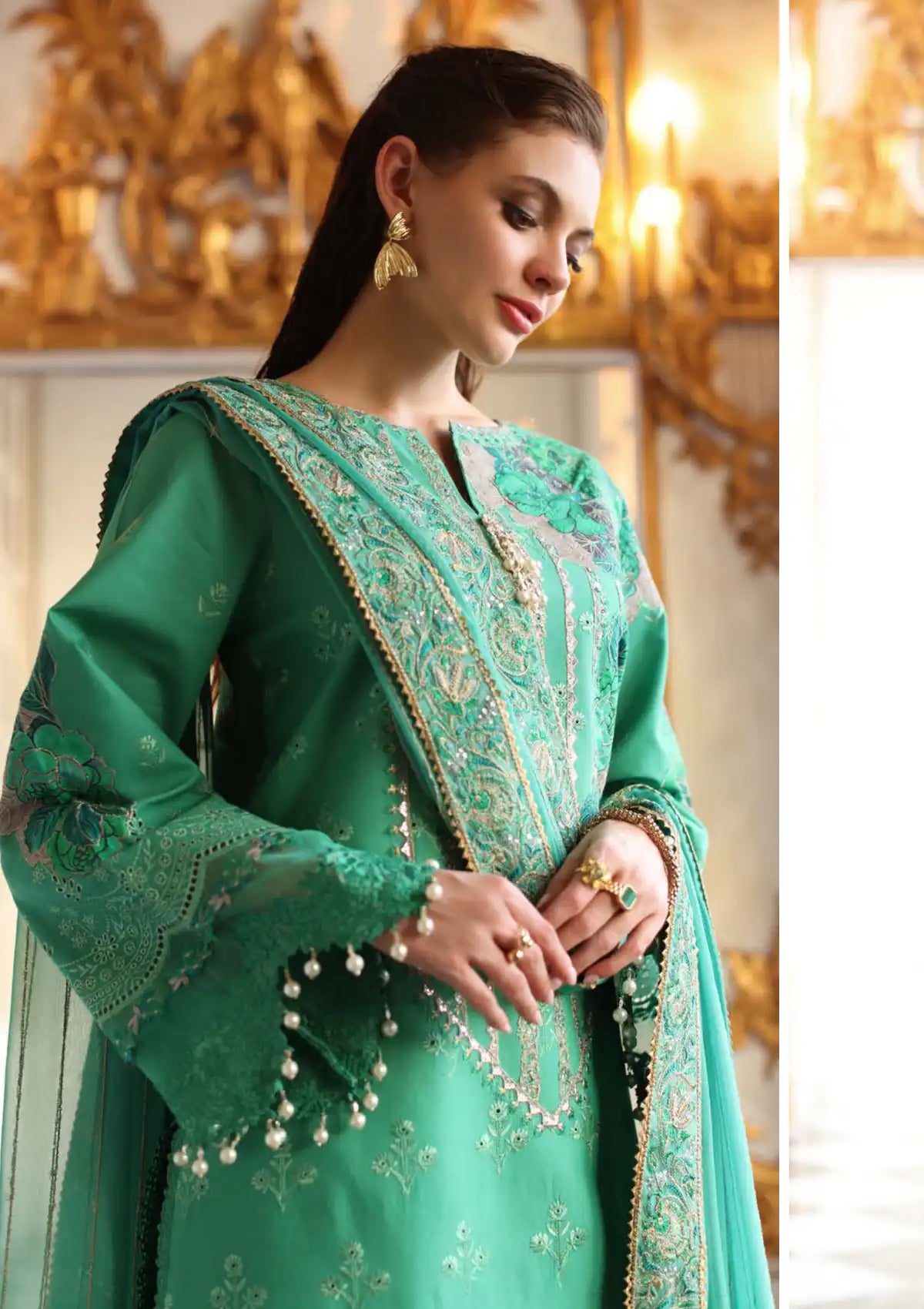 mohsin-saeed-fabrics-designer-daily-wear-formal-and-wedding-suits-within-budget-This-product-is-from-charizma-tabeer-emb-lawn25-ct-03-is-available-on-Mohsin-saeed-fabrics-website.