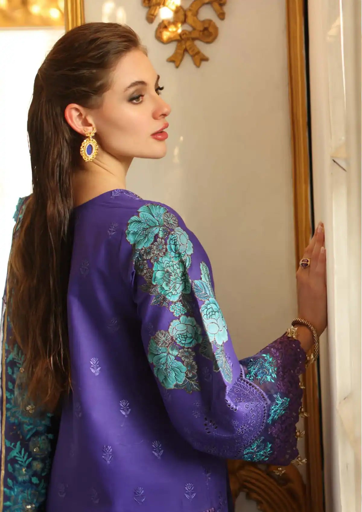 mohsin-saeed-fabrics-designer-daily-wear-formal-and-wedding-suits-within-budget-This-product-is-from-charizma-tabeer-emb-lawn25-ct-06-is-available-on-Mohsin-saeed-fabrics-website.