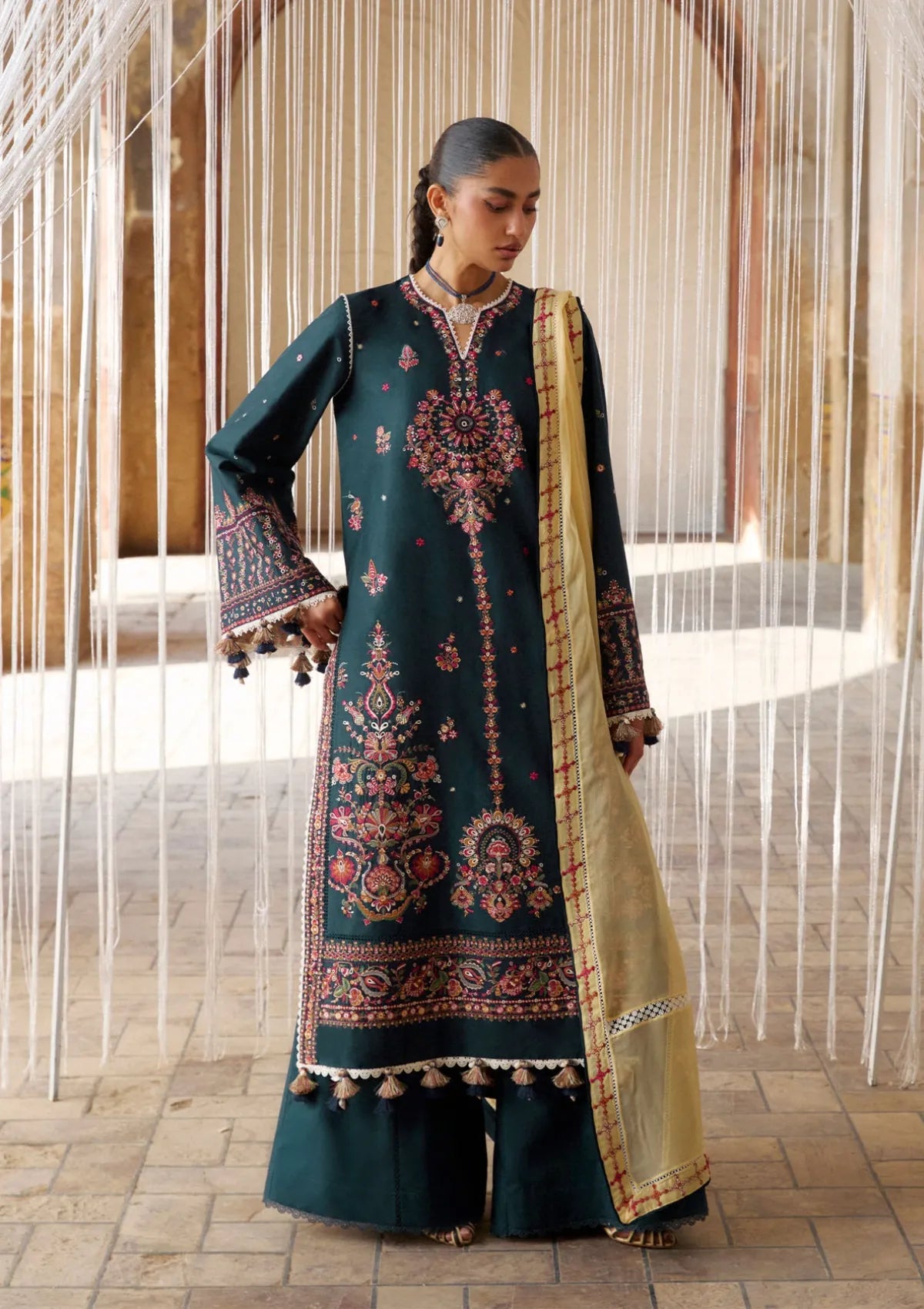 Hussain Rehar Zan Luxury Lawn'26 -Cinko