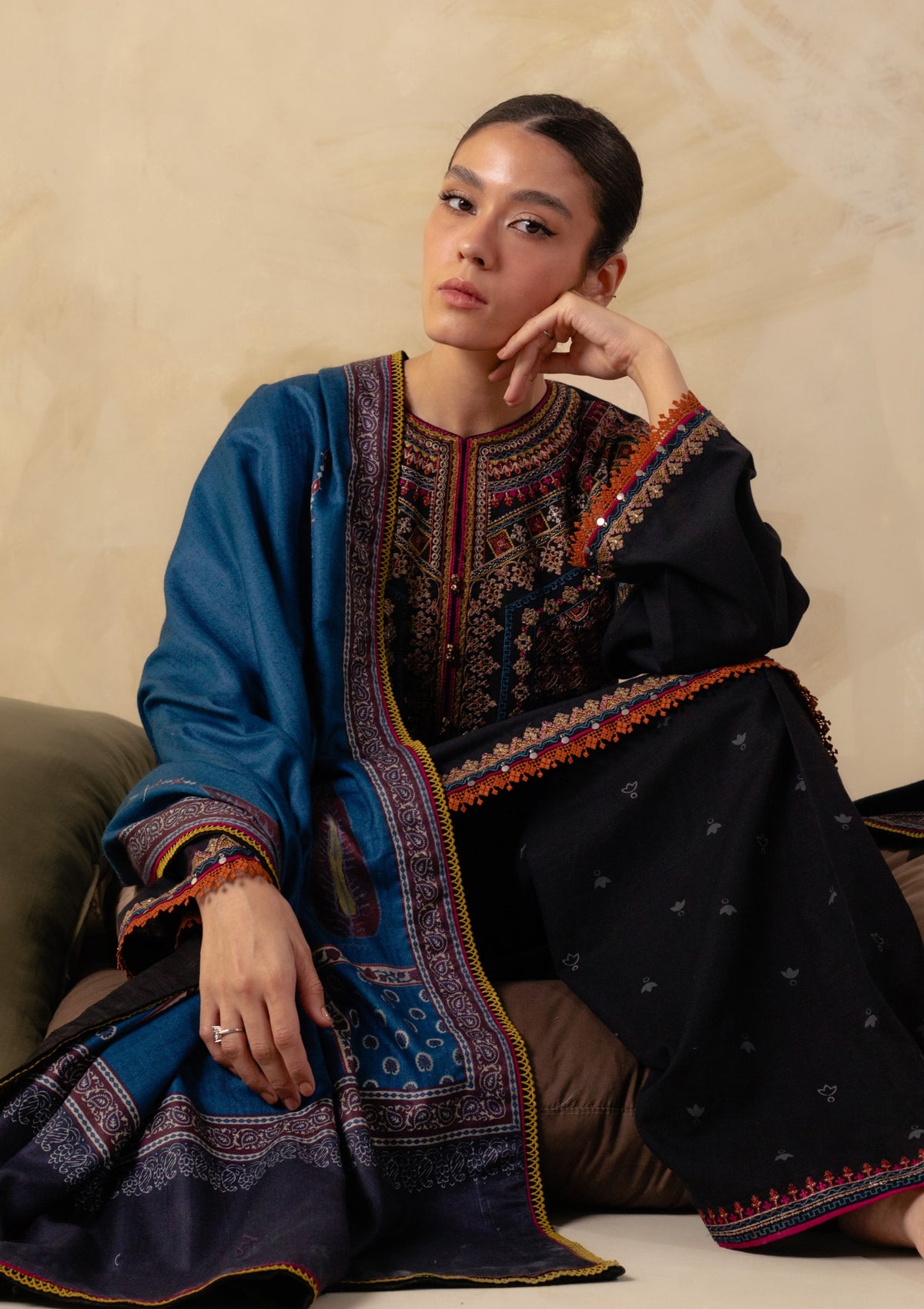 Zara Shahjahan Coco Winter'23 D-8B - Mohsin Saeed Fabrics