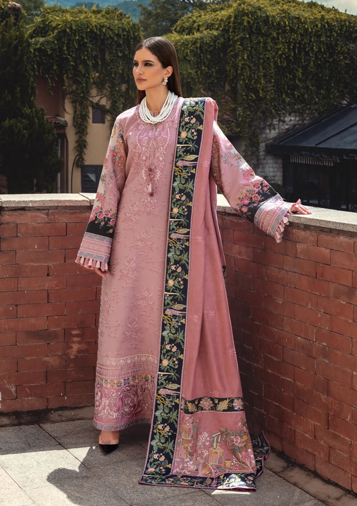 Mushq Broadway Under The Tuscan Sun'25 D-03 Cortona Bloom