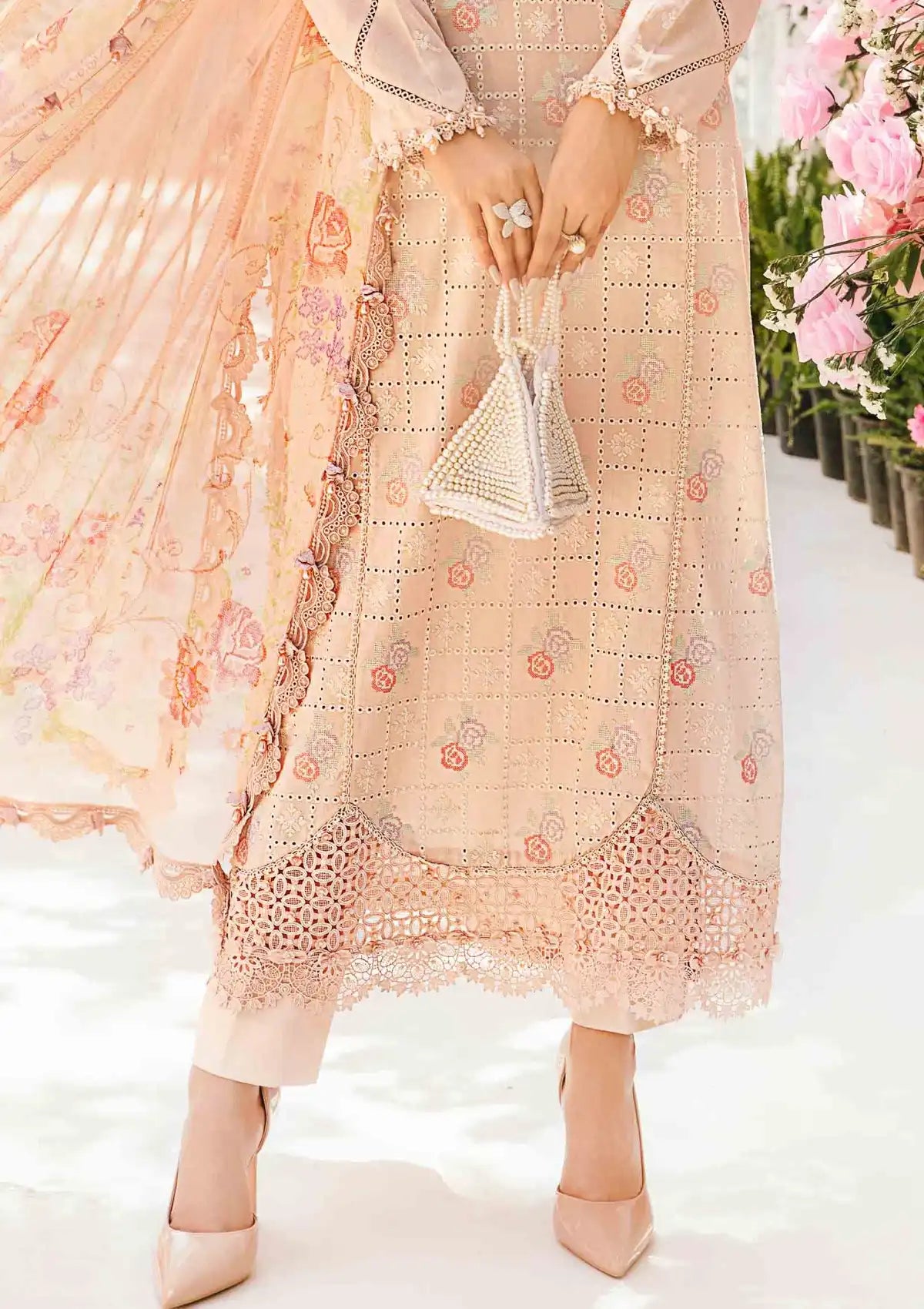 mohsin-saeed-fabrics-is-selling-online-and-in stores-Luxury-daily-wear-wedding-wear-formal-wear-in-budgeted-price-This-product-is-from-maria-b-mpints-eid-edit25-mp25-01a-is-available-on-Mohsin-saeed-fabrics-website.