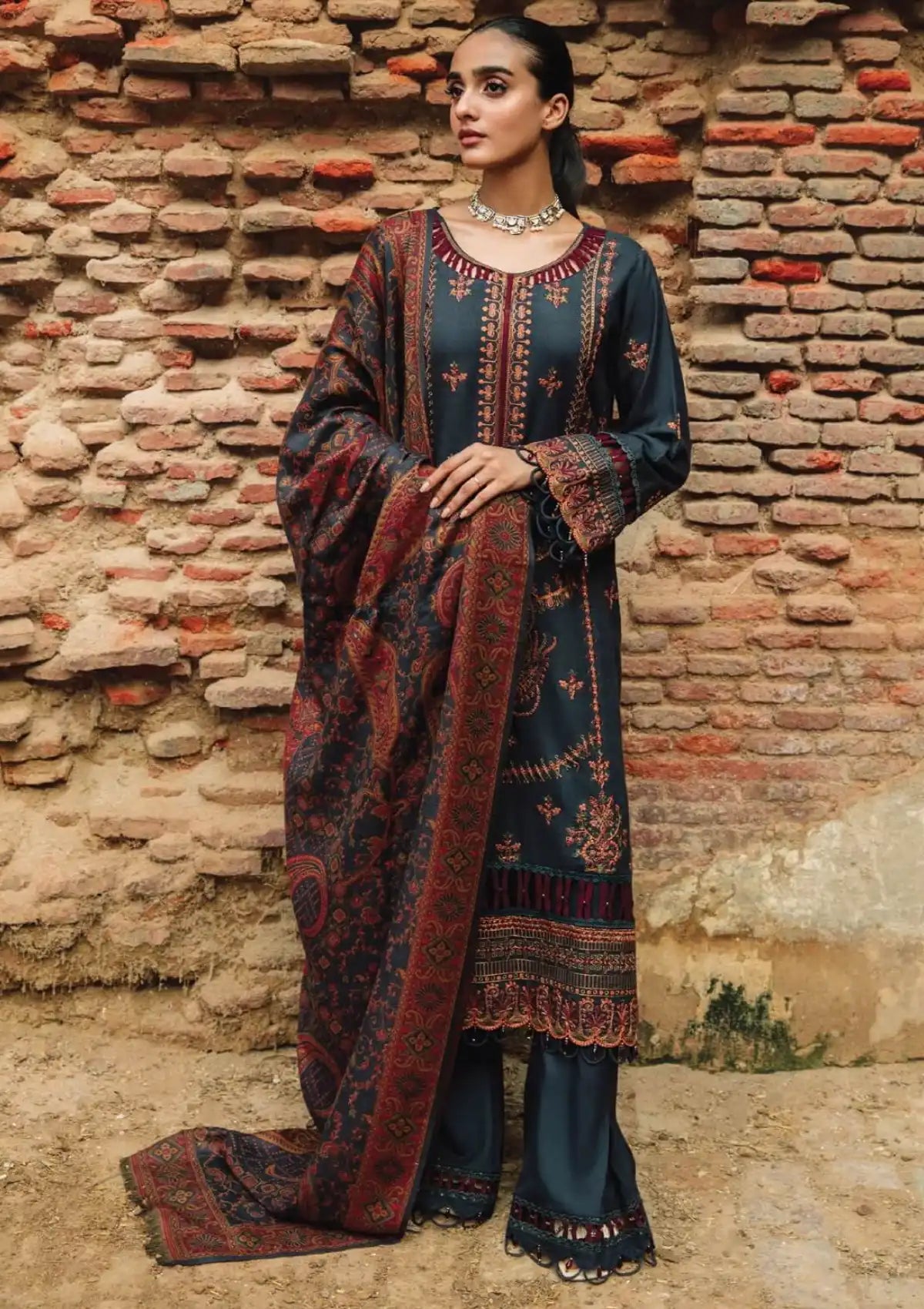 Humdum Carvaan Emb Winter'23 D-02 - Mohsin Saeed Fabrics