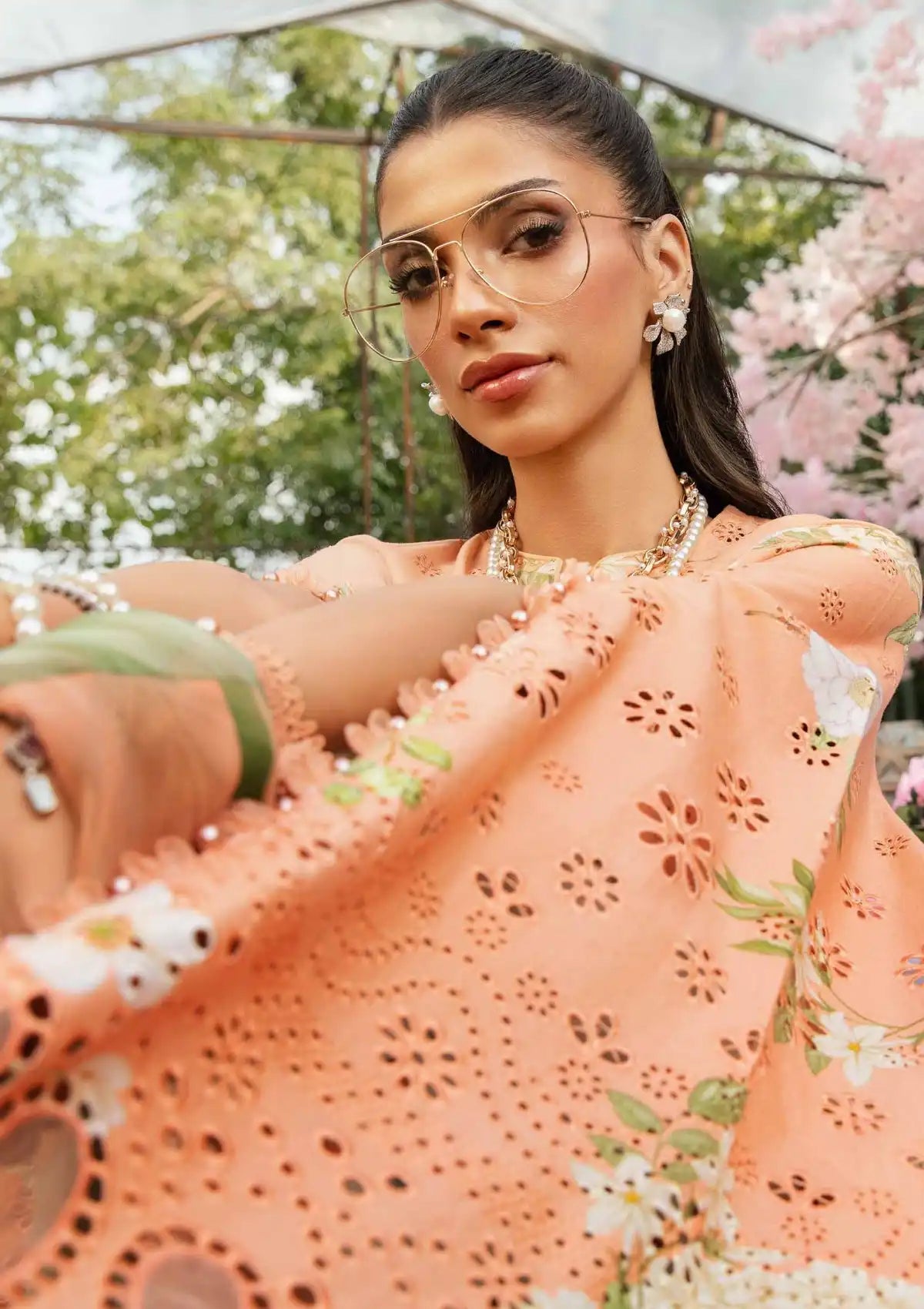 mohsin-saeed-fabrics-is-selling-online-and-in stores-Luxury-daily-wear-wedding-wear-formal-wear-in-budgeted-price-This-product-is-from-maria-b-mpints-eid-edit25-mp25-02a-is-available-on-Mohsin-saeed-fabrics-website.