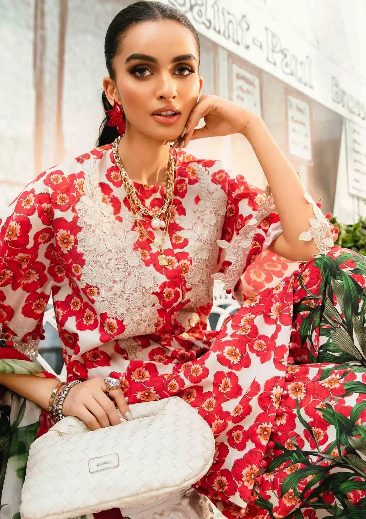 mohsin-saeed-fabrics-is-selling-online-and-in stores-Luxury-daily-wear-wedding-wear-formal-wear-in-budgeted-price-This-product-is-from-maria-b-mpints-eid-edit25-mp25-06b-is-available-on-Mohsin-saeed-fabrics-website.
