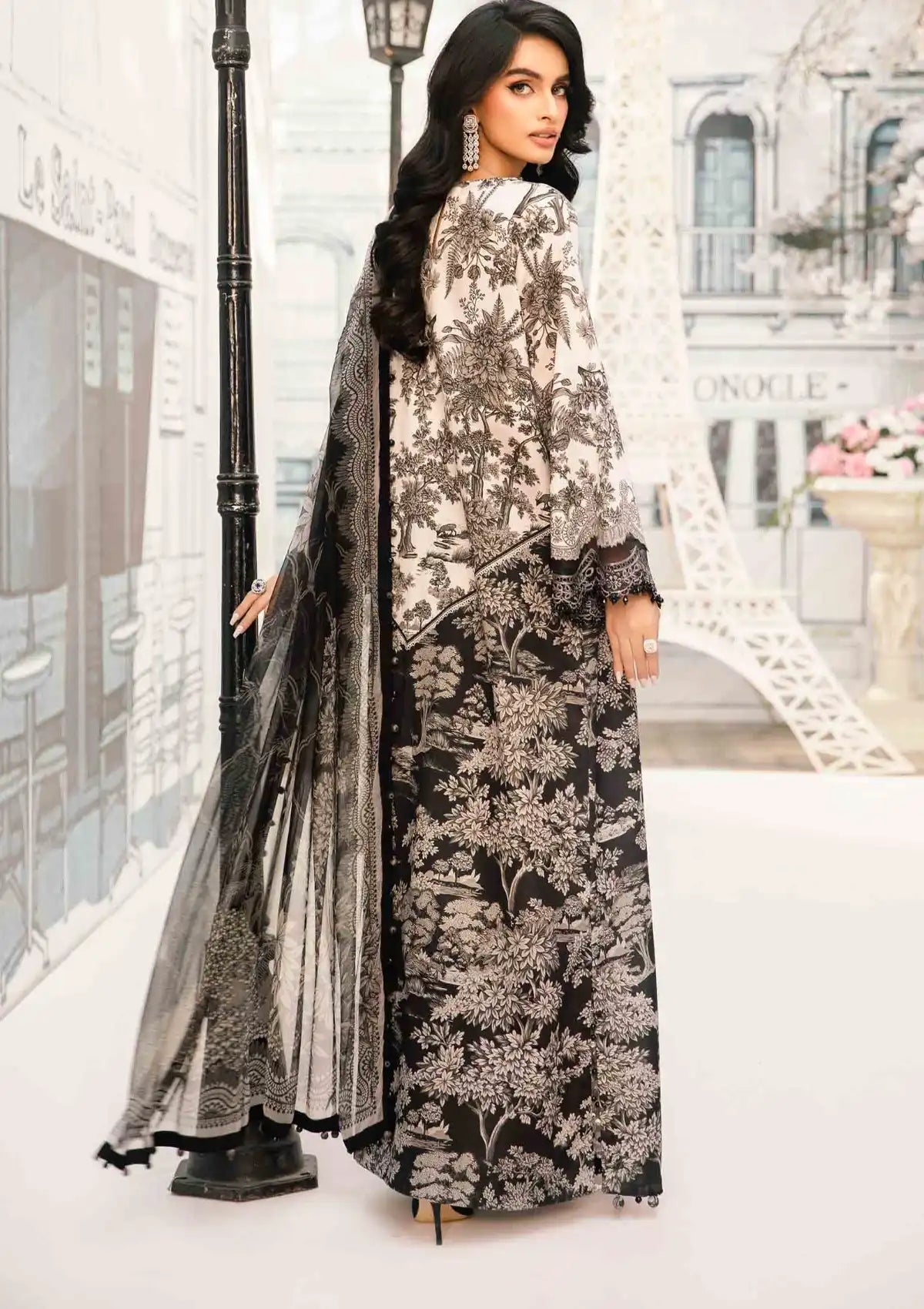 mohsin-saeed-fabrics-is-selling-online-and-in stores-Luxury-daily-wear-wedding-wear-formal-wear-in-budgeted-price-This-product-is-from-maria-b-mpints-eid-edit25-mp25-08b-is-available-on-Mohsin-saeed-fabrics-website.