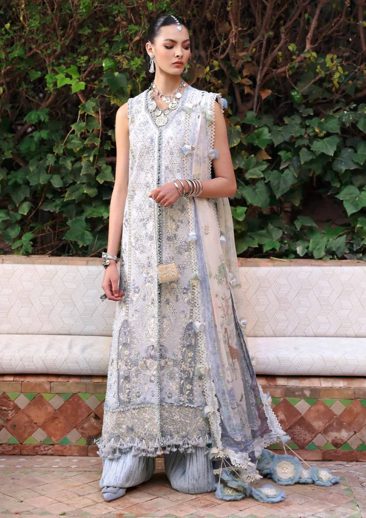 Republic Reine Eid Luxury Lawn'26 D-01A