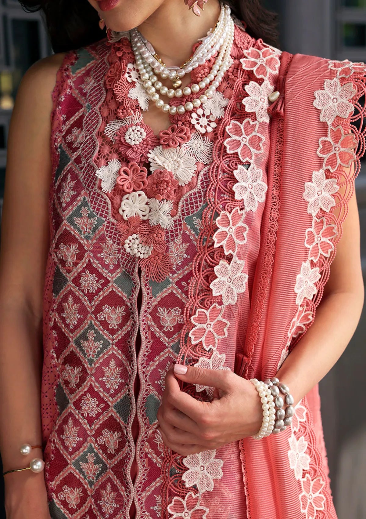 mohsin-saeed-fabrics-is-selling-online-and-in stores-Luxury-daily-wear-wedding-wear-formal-wear-in-budgeted-price.This-product-is-from-republic-kalani-eid-luxury-lawn25-ayra-d1-a-is-available-on-Mohsin-saeed-fabrics-website.