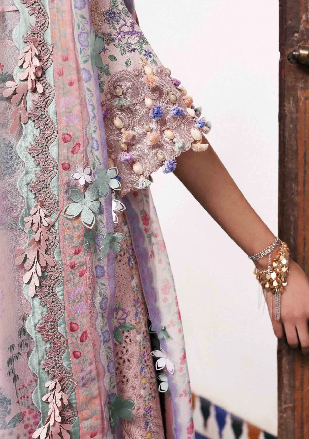 Republic Reine Eid Luxury Lawn'26 D-01B