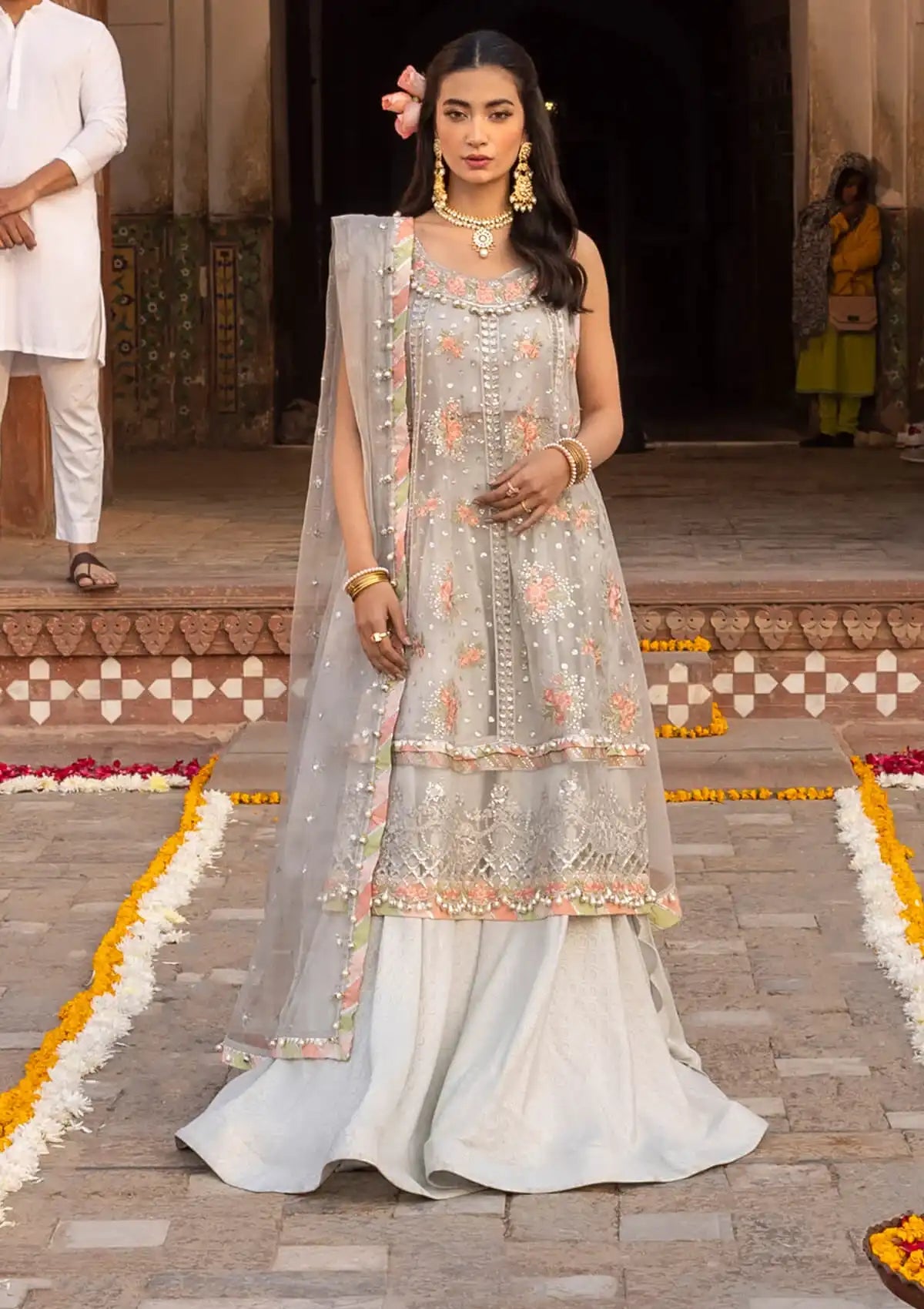 Saf-e-Awwal By Raeesa'24 D-02