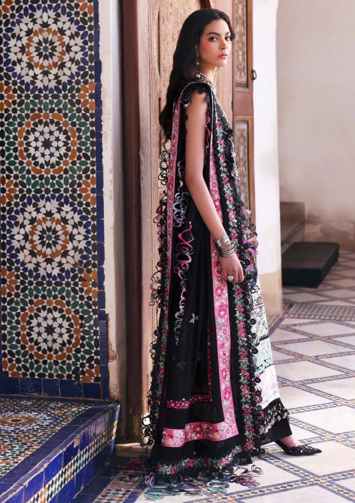 Republic Reine Eid Luxury Lawn'26 D-03B