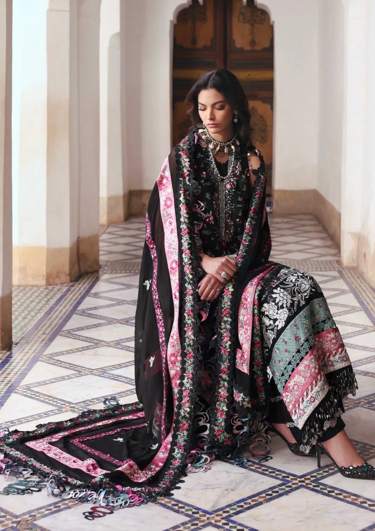 Republic Reine Eid Luxury Lawn'26 D-03B