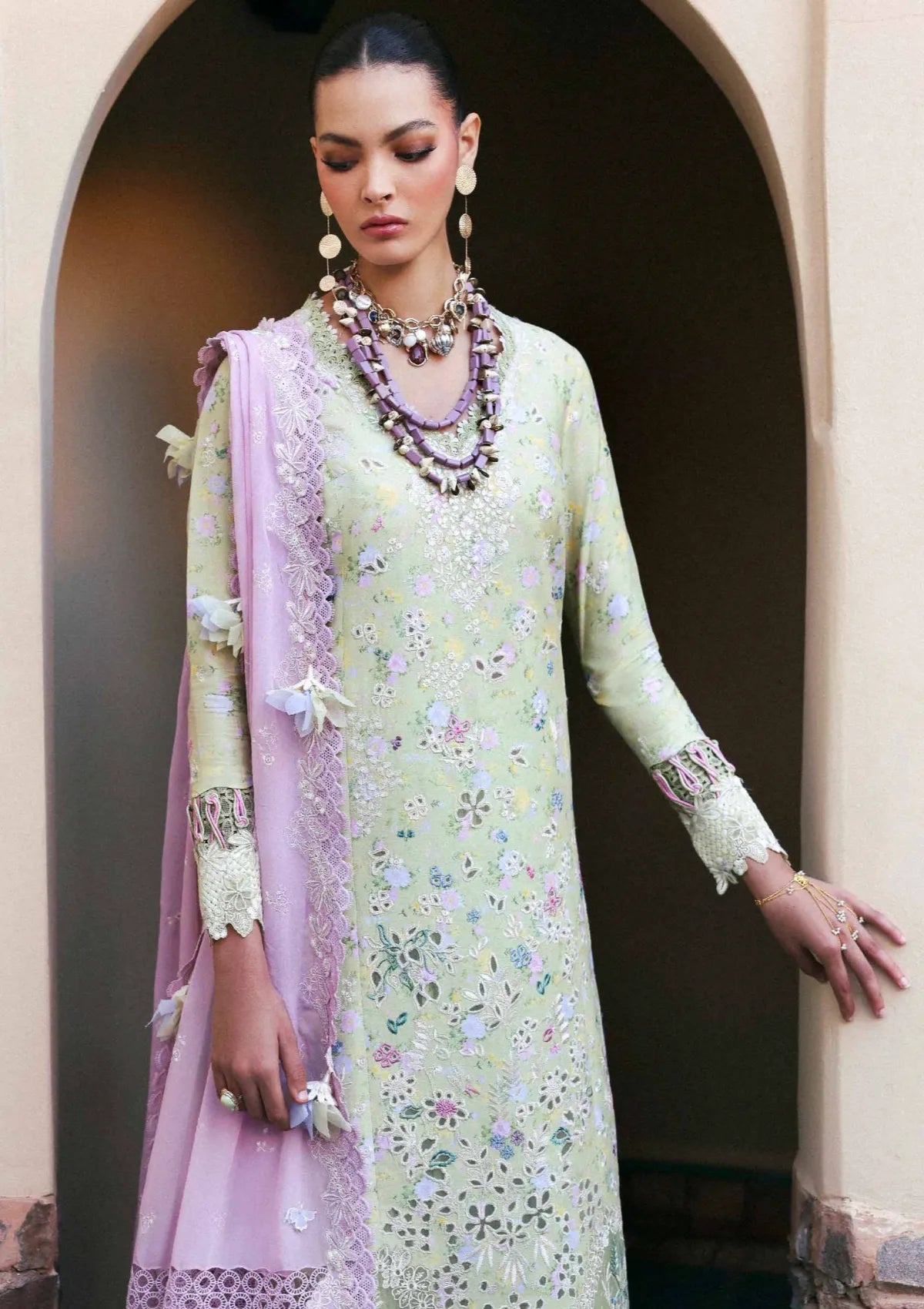 Republic Reine Eid Luxury Lawn'26 D-05A