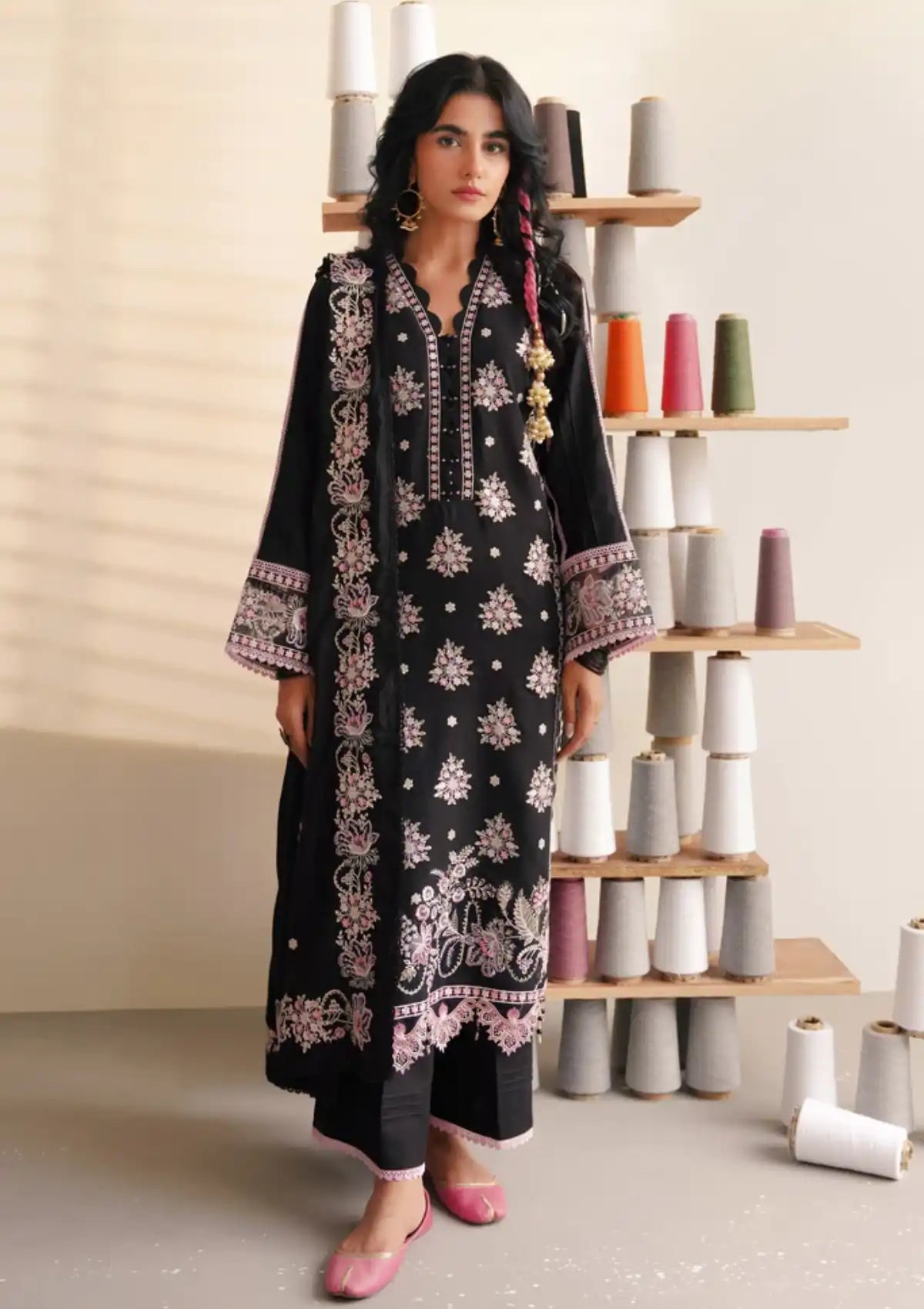 Aabyaan Miraal Emb Linen'23 AW-06 ARSH - Mohsin Saeed Fabrics