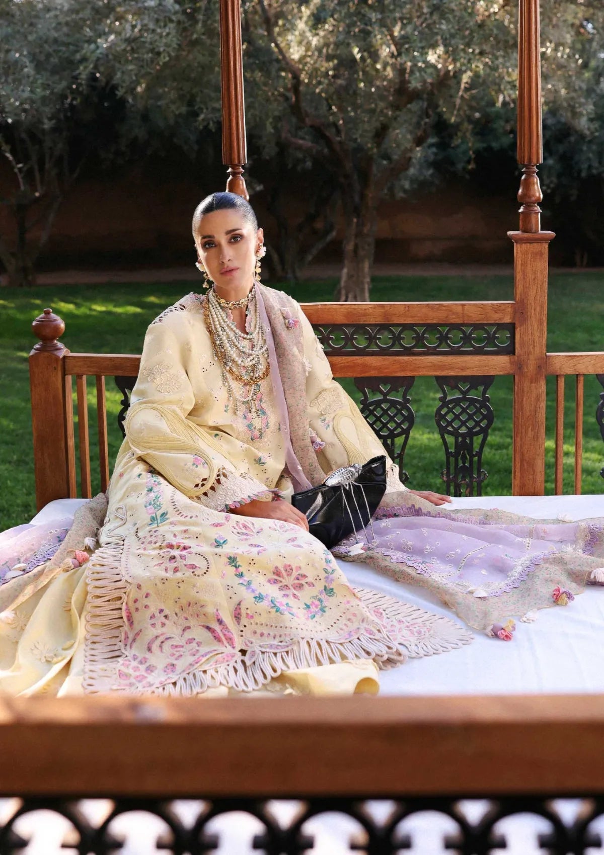 Republic Reine Eid Luxury Lawn'26 D-07B