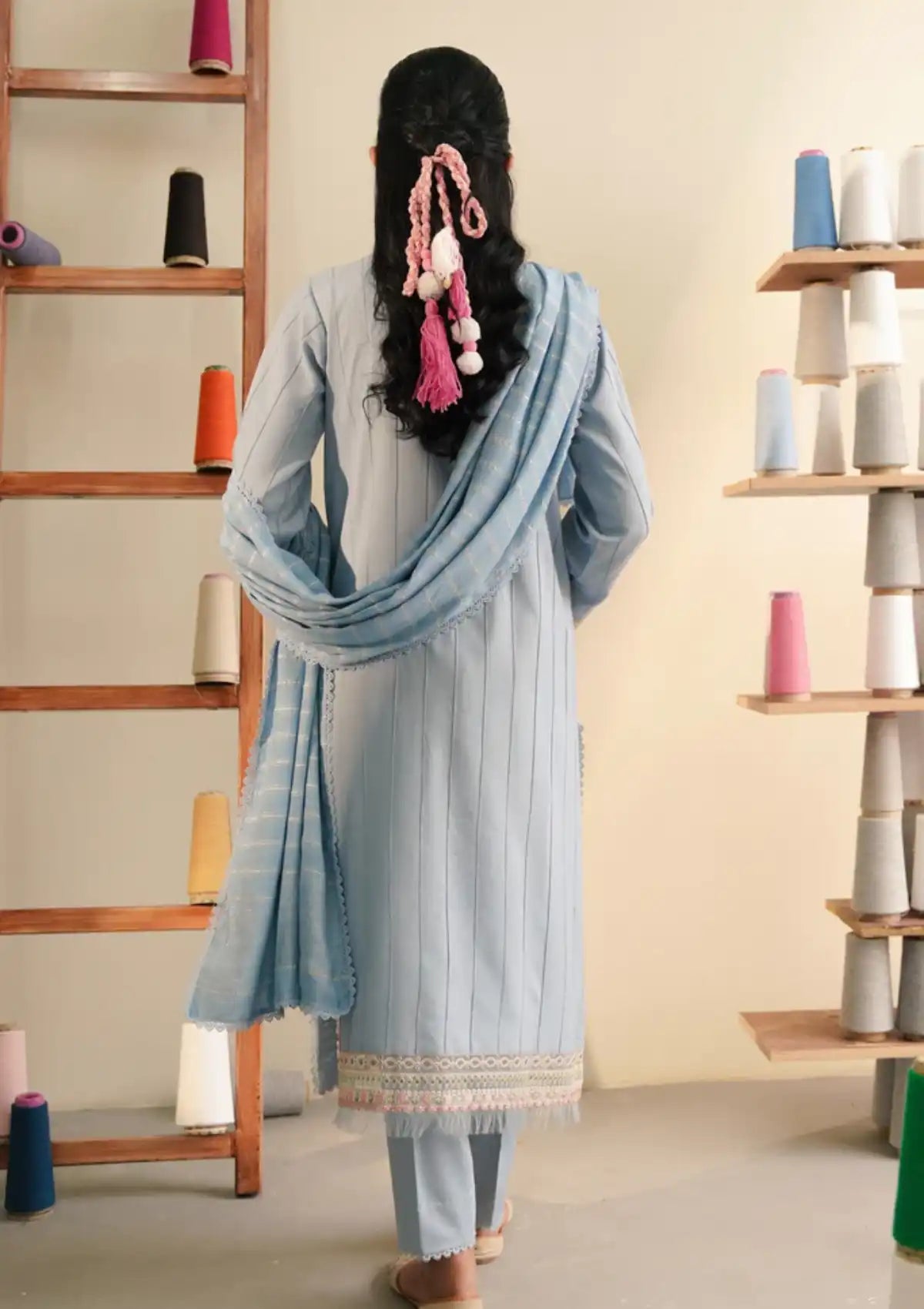 Aabyaan Miraal Emb Linen'23 AW-08 SAHIR - Mohsin Saeed Fabrics