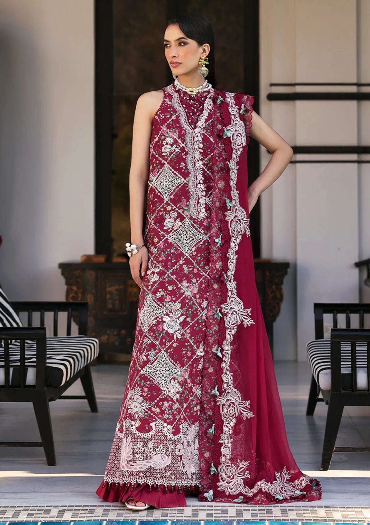 mohsin-saeed-fabrics-is-selling-online-and-in stores-Luxury-daily-wear-wedding-wear-formal-wear-in-budgeted-price.This-product-is-from-republic-kalani-eid-luxury-lawn25-lyanna-d8-b-is-available-on-Mohsin-saeed-fabrics-website.