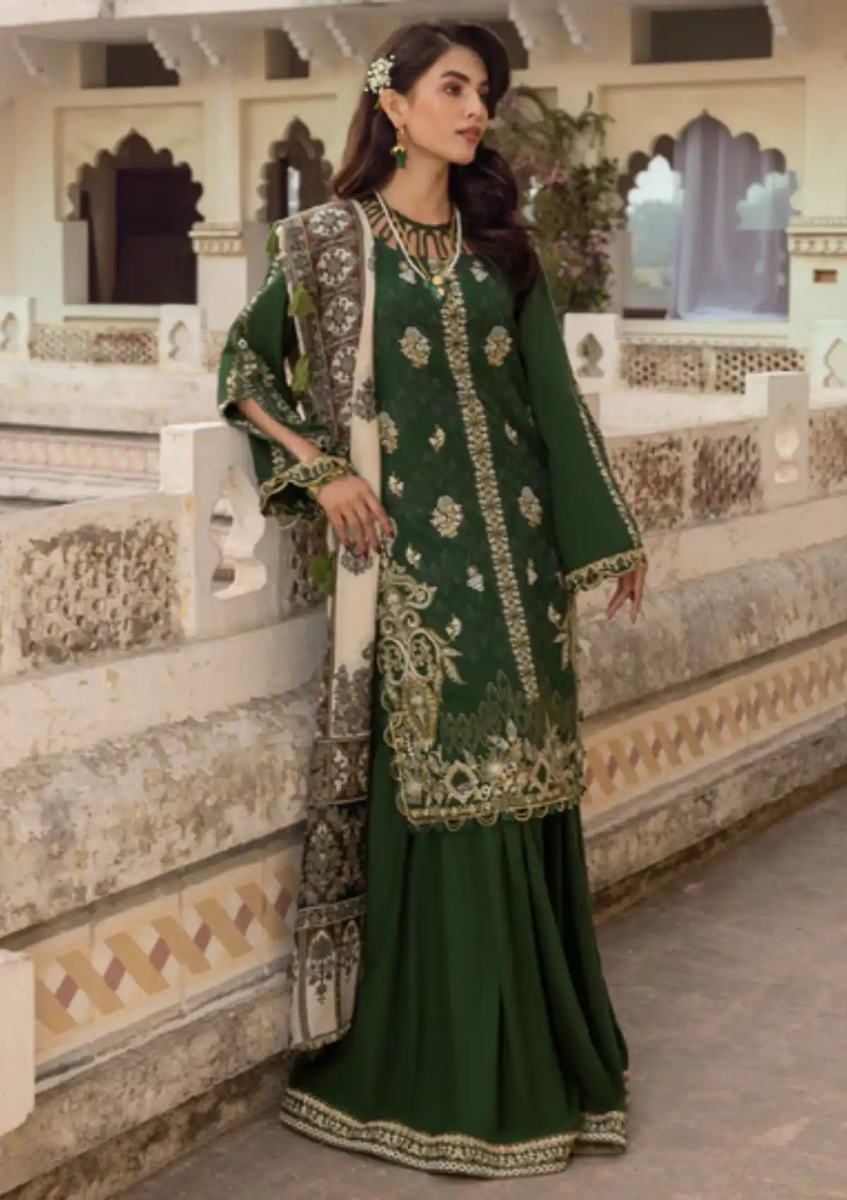 Cinq Bayaan Luxury Winter'24 D-08 MANELI