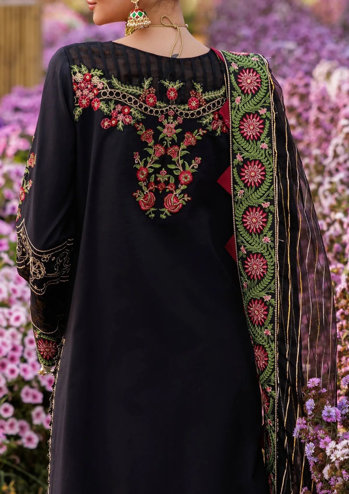 Charizma Zouq Festive Lawn'26 D-03