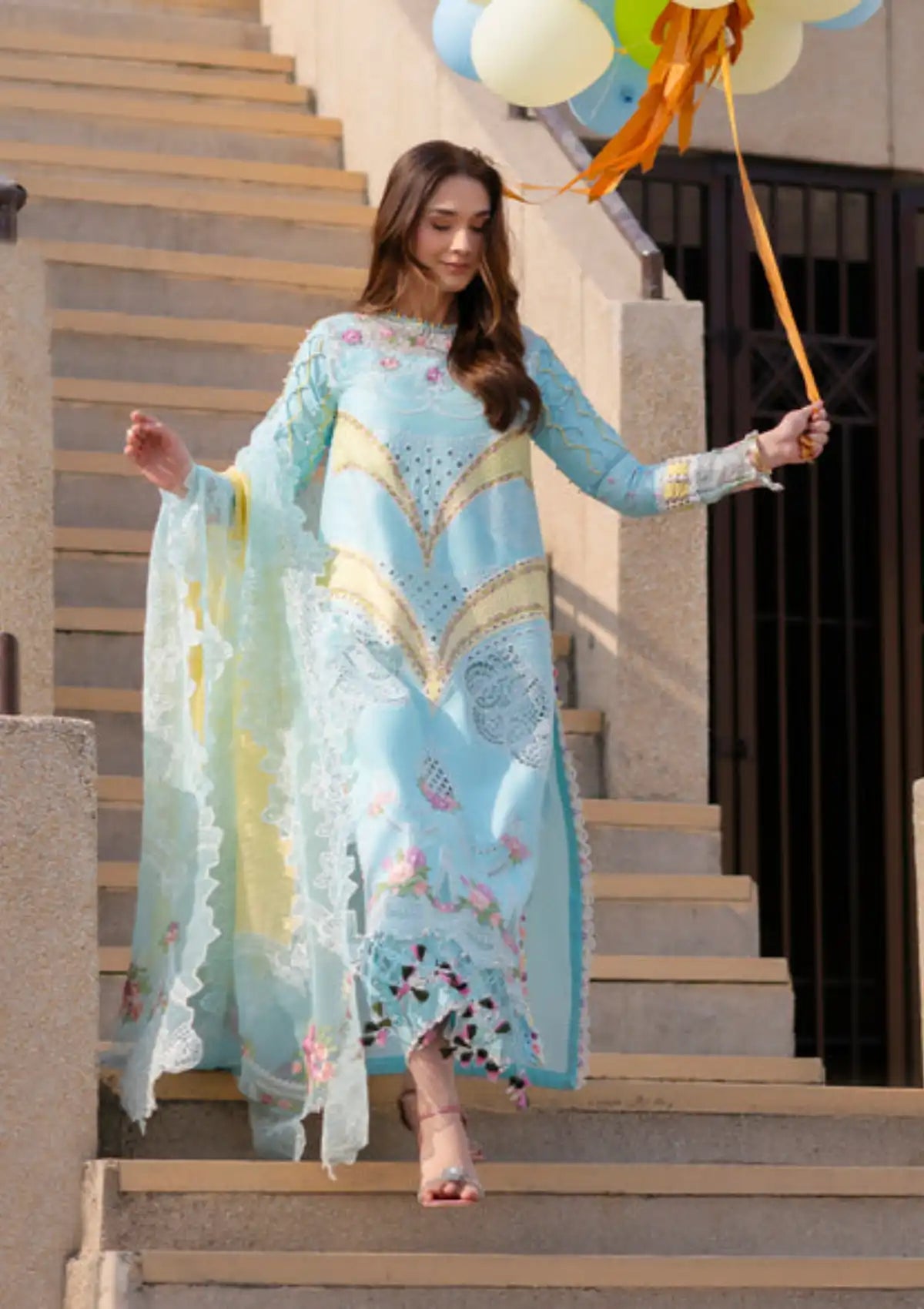 mohsin-saeed-fabrics-is-selling-online-and-in stores-Luxury-daily-wear-wedding-wear-formal-wear-in-budgeted-price-This-product-is-from-parishay-luxury-lawn25-is-available-on-Mohsin-saeed-fabrics-website.