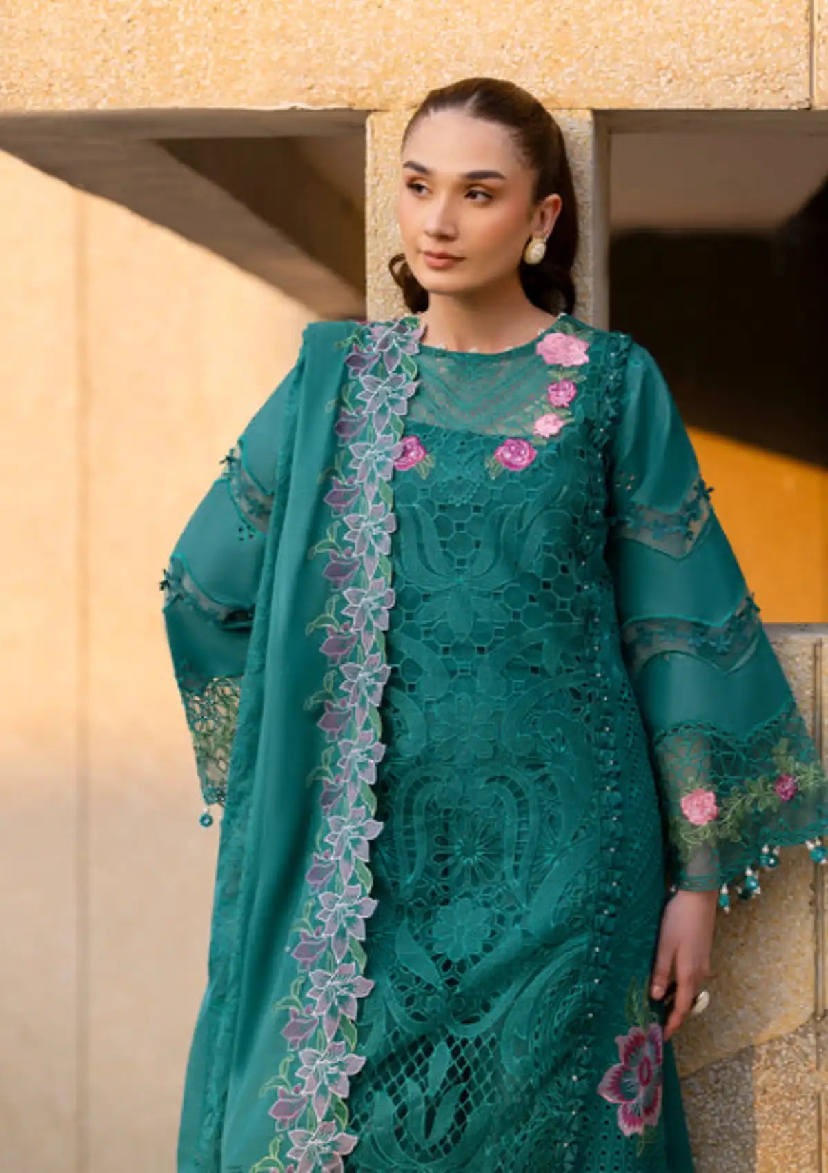 mohsin-saeed-fabrics-is-selling-online-and-in stores-Luxury-daily-wear-wedding-wear-formal-wear-in-budgeted-price-This-product-is-from-parishay-dil-e-raqsam25-dr-09-is-available-on-Mohsin-saeed-fabrics-website.