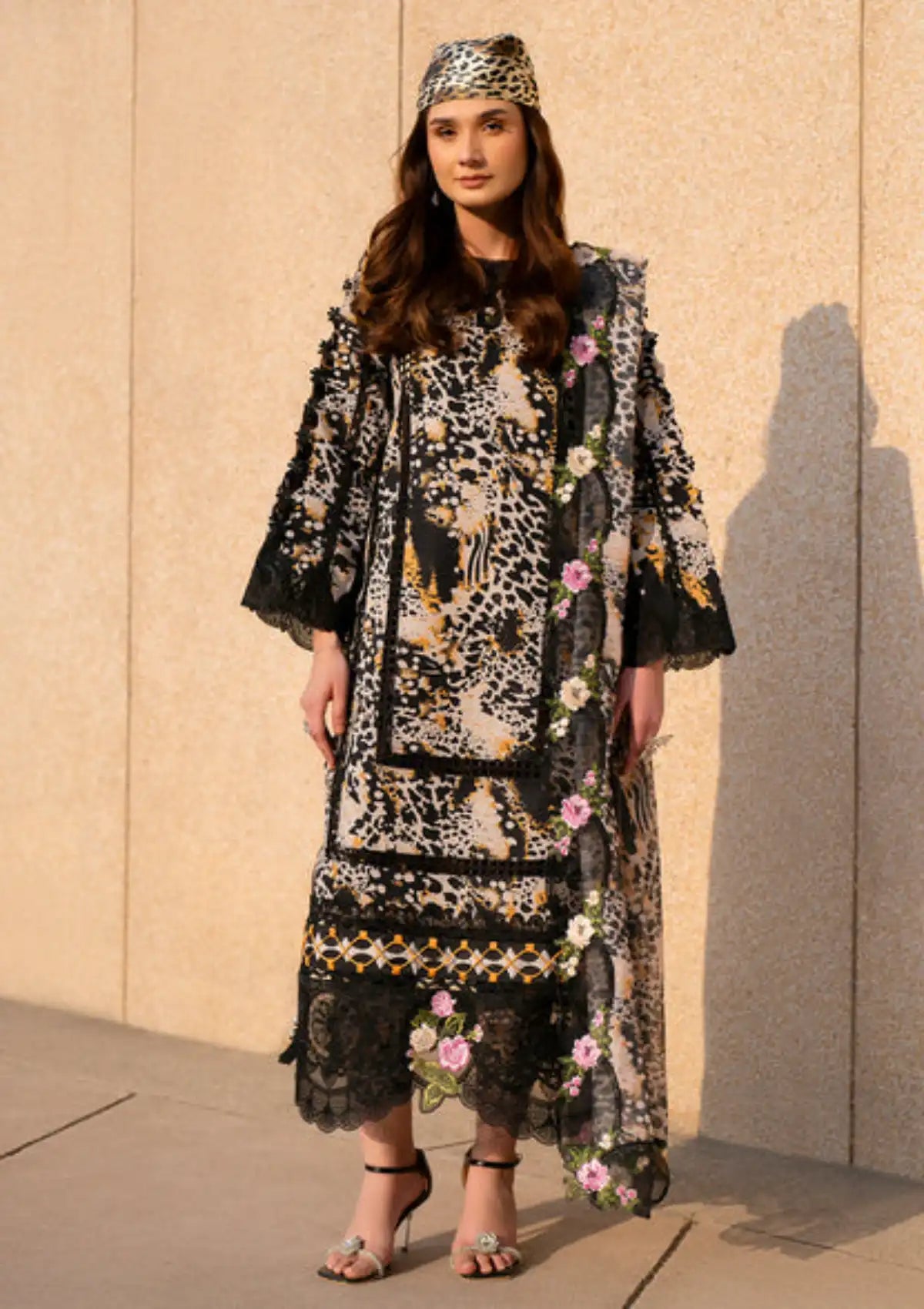 mohsin-saeed-fabrics-is-selling-online-and-in stores-Luxury-daily-wear-wedding-wear-formal-wear-in-budgeted-price-This-product-is-from-parishay-dil-e-raqsam25-dr-14-is-available-on-Mohsin-saeed-fabrics-website.