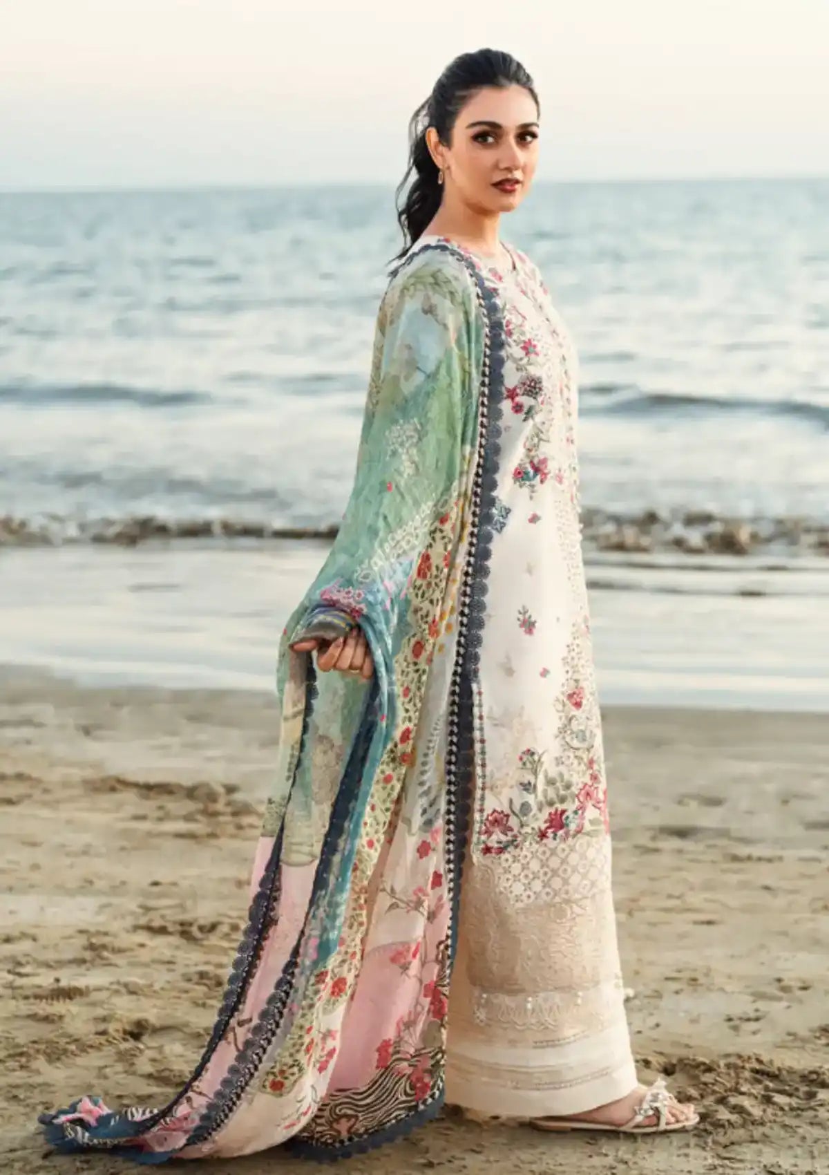 mohsin-saeed-fabrics-is-selling-online-and-in stores-Luxury-daily-wear-wedding-wear-formal-wear-in-budgeted-price-This-product-is-from-florent-luxury-lawn-eid-edit25-fl-9-is-available-on-Mohsin-saeed-fabrics-website.