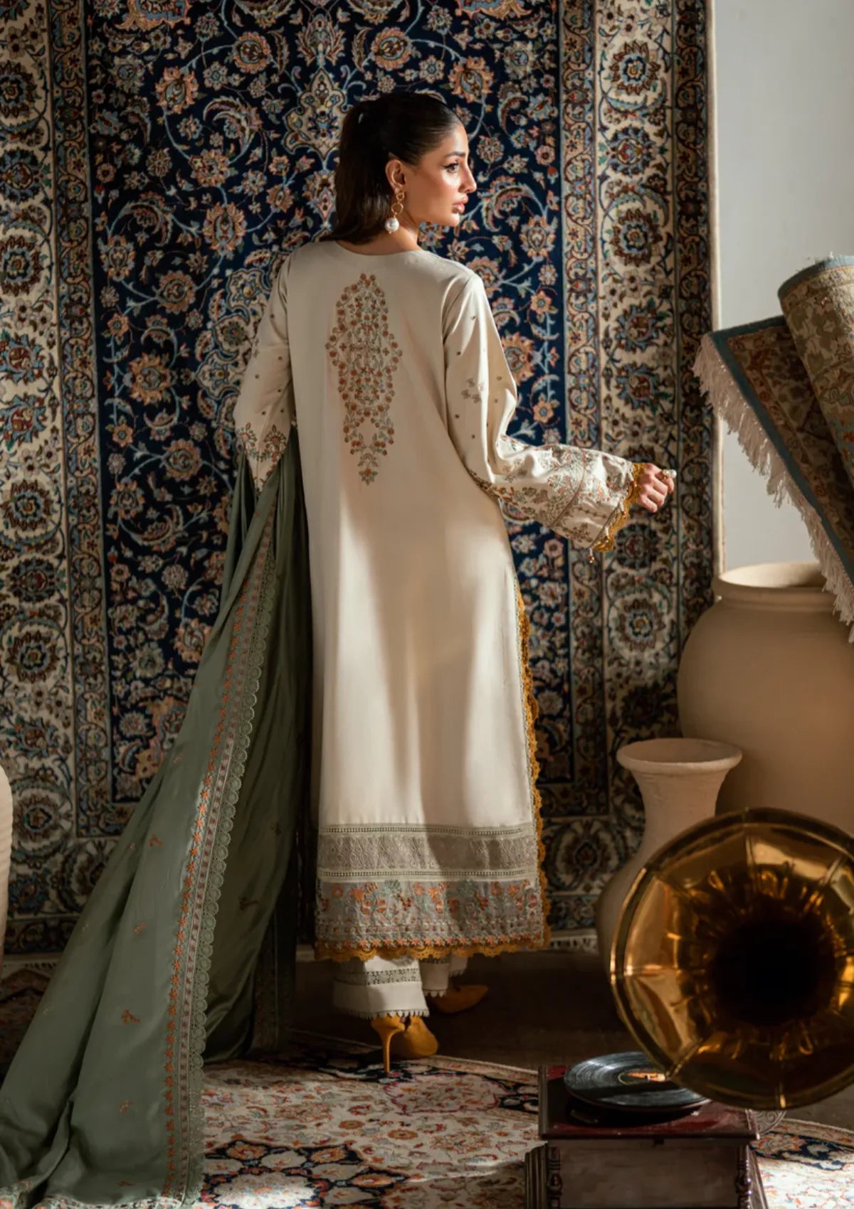 mohsin-saeed-fabrics-luxury-fashion-collection-daily-wear-wedding-and-formal-in-budget-This-product-is-from-florent-shades-of-winter-marina-twill25-fws-01a-is-available-on-Mohsin-saeed-fabrics-website.
