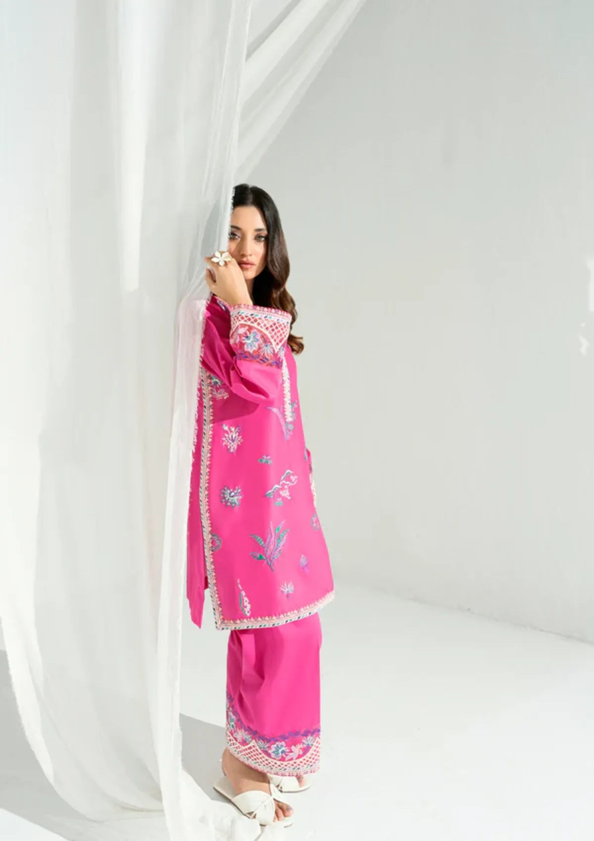 mohsin-saeed-fabrics-luxury-fashion-collection-daily-wear-wedding-and-formal-in-budget-This-product-is-from-sidra-fahad-summer-co-ord25-sf-242-is-available-on-Mohsin-saeed-fabrics-website.