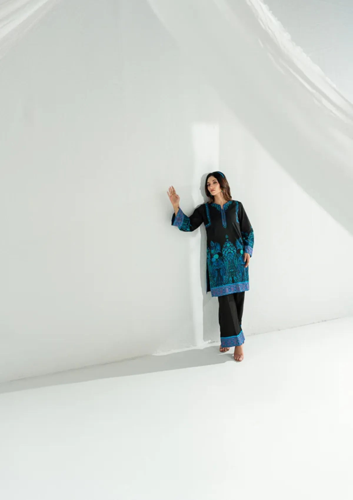 mohsin-saeed-fabrics-luxury-fashion-collection-daily-wear-wedding-and-formal-in-budget-This-product-is-from-sidra-fahad-summer-co-ord25-sf-240-is-available-on-Mohsin-saeed-fabrics-website.